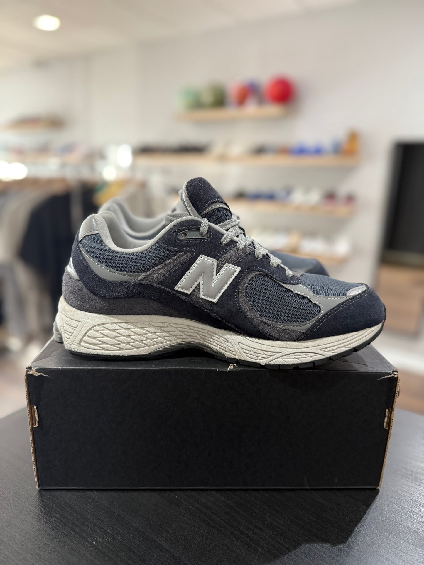 Navy/Grey 2002R New Balance (Used)