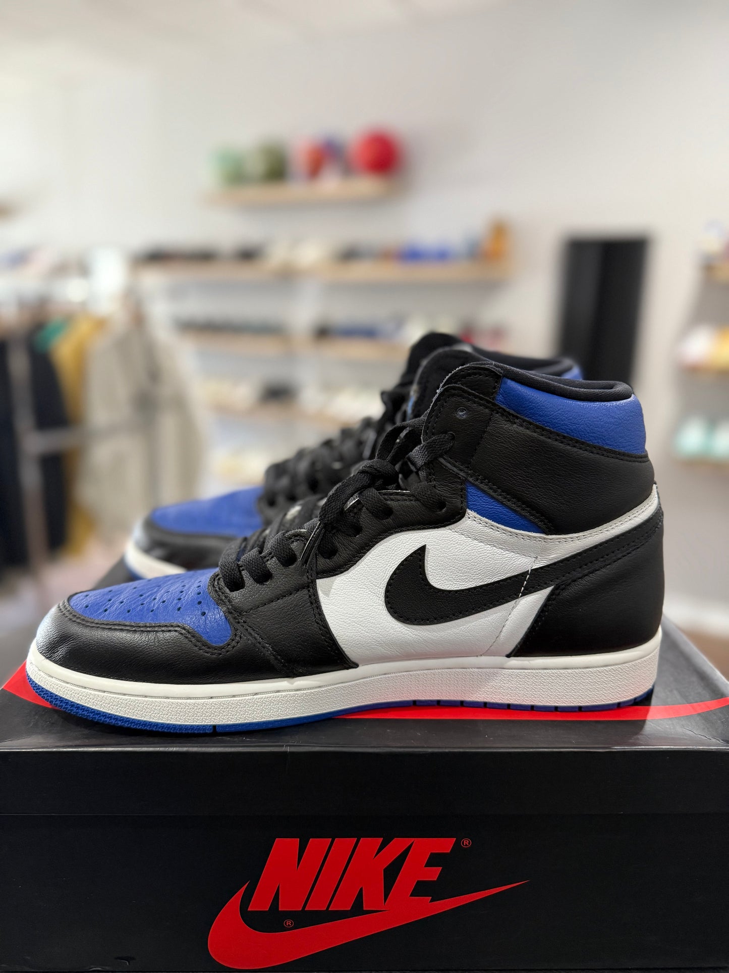 Royal Toe Jordan 1 High (Used)