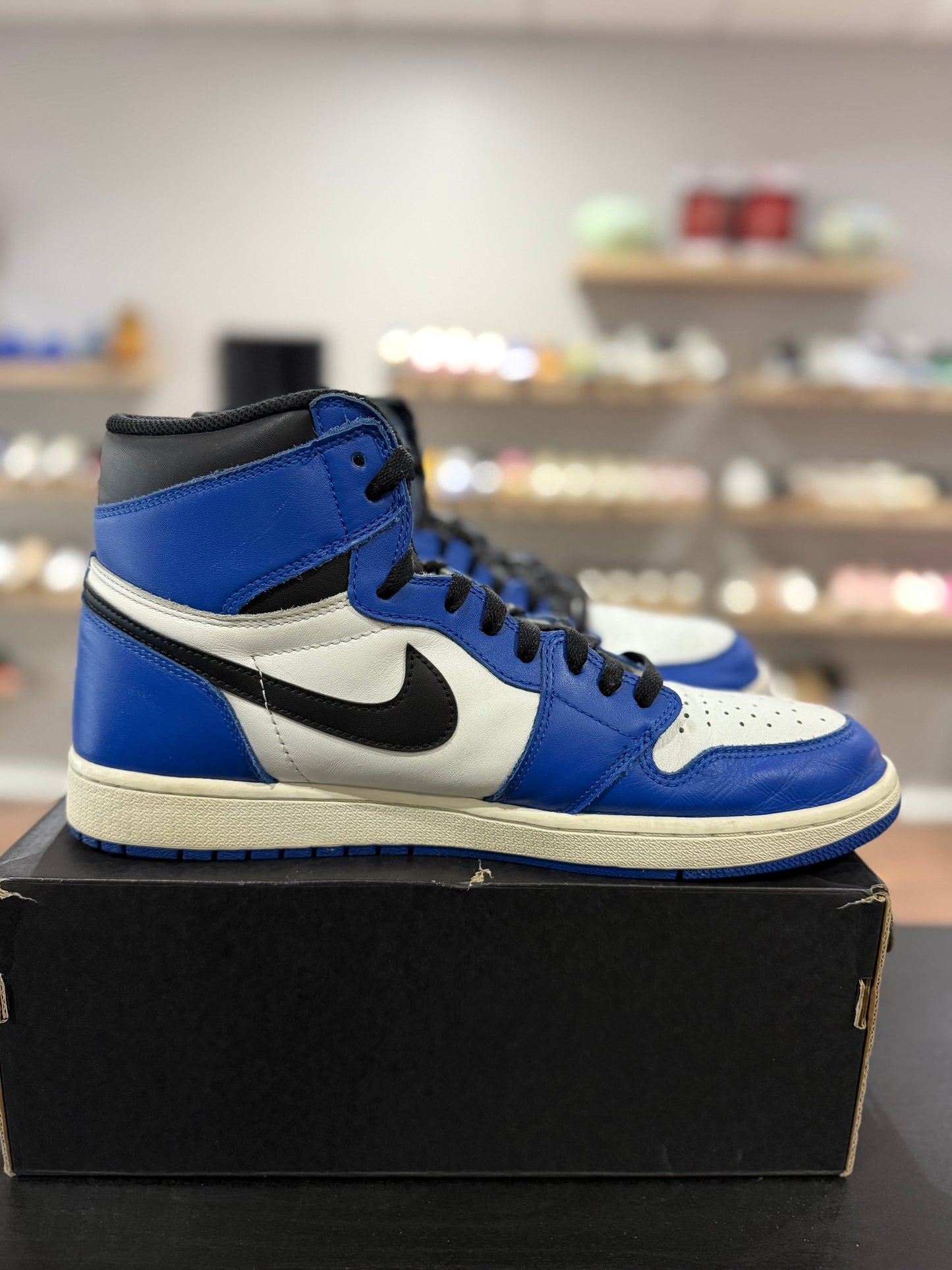 Game Royal Jordan 1 High (Used)