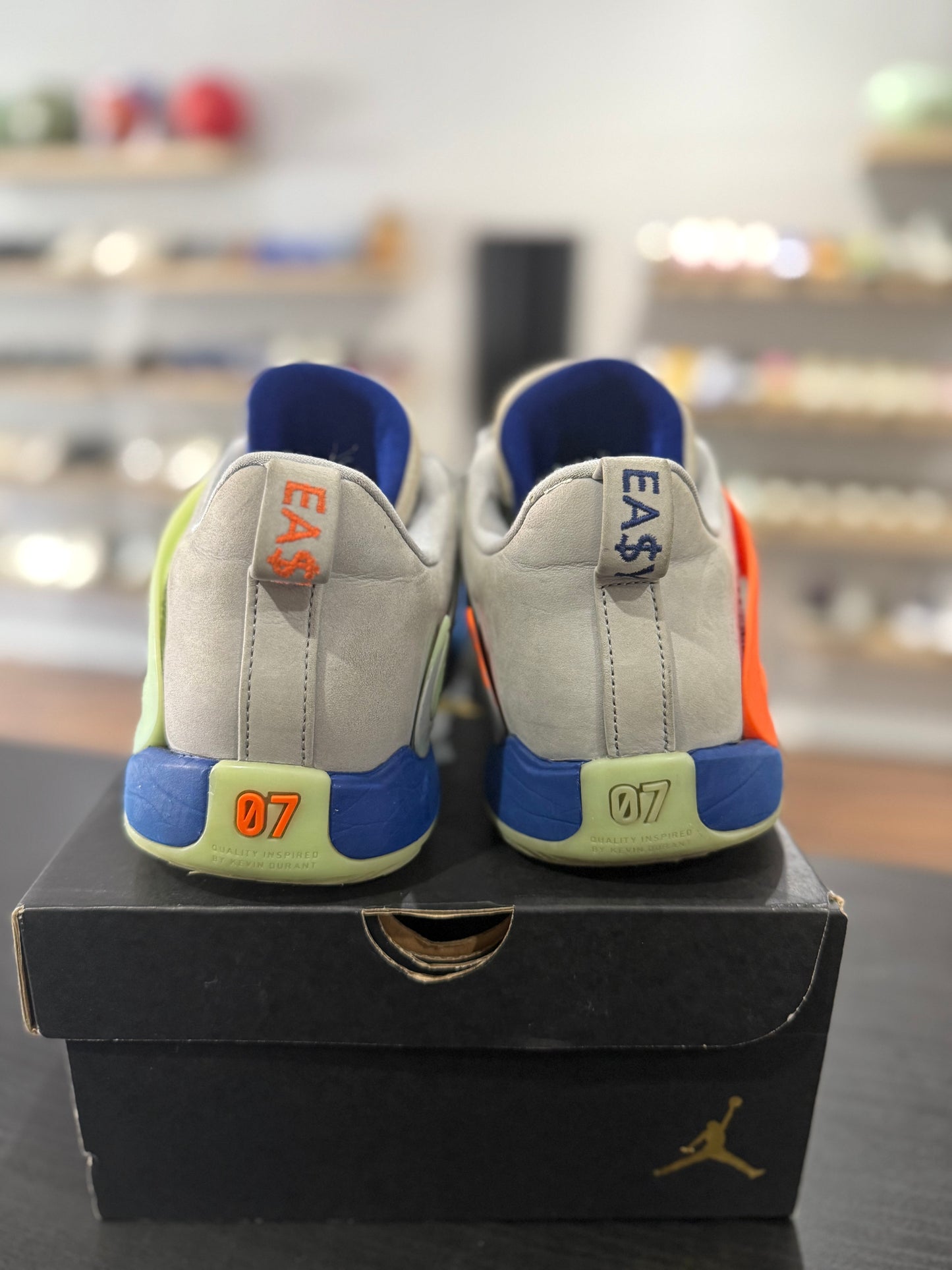 9th Wonder KD 15 (Used)