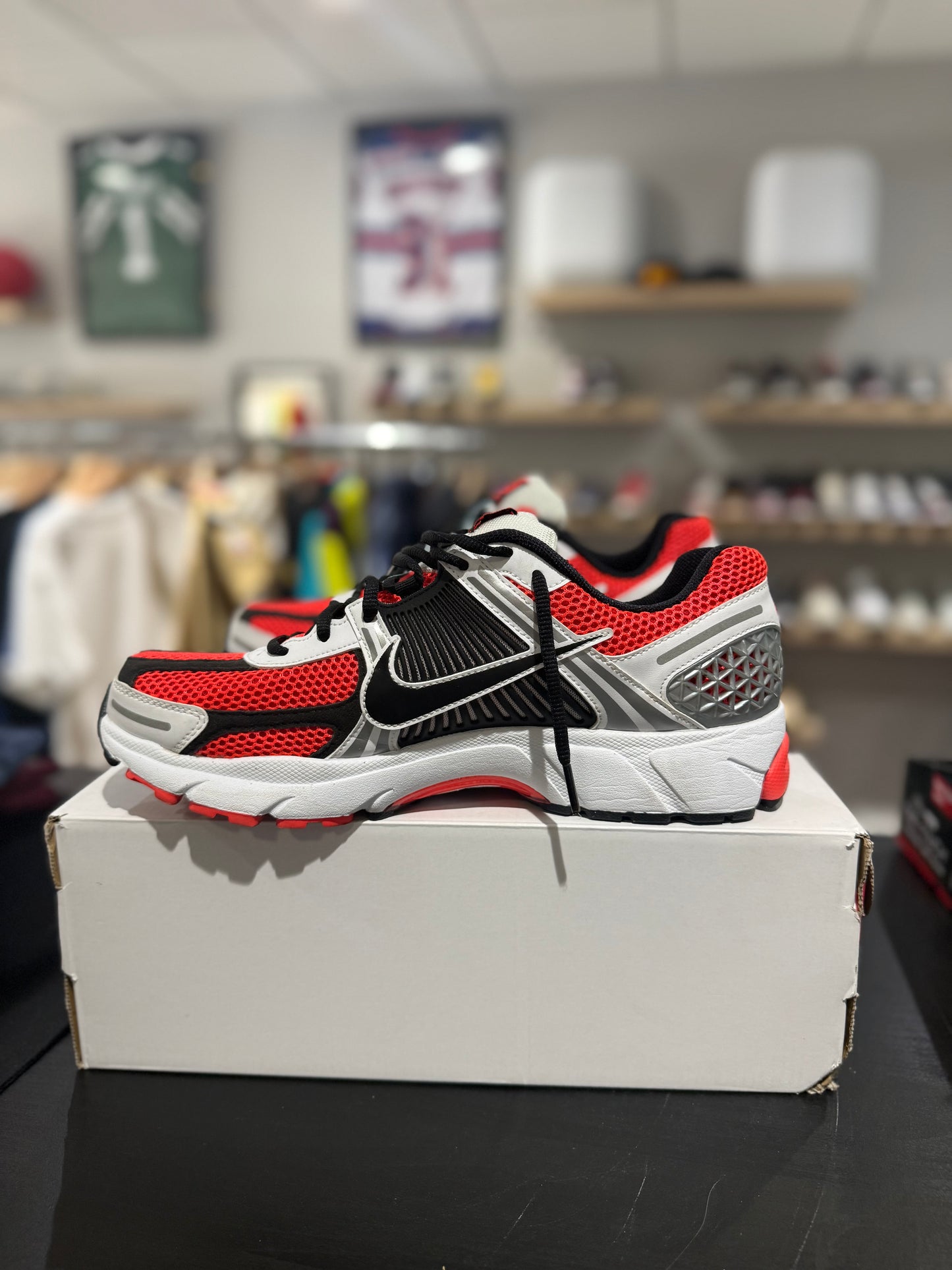 Vomero 5 Bright Crimson