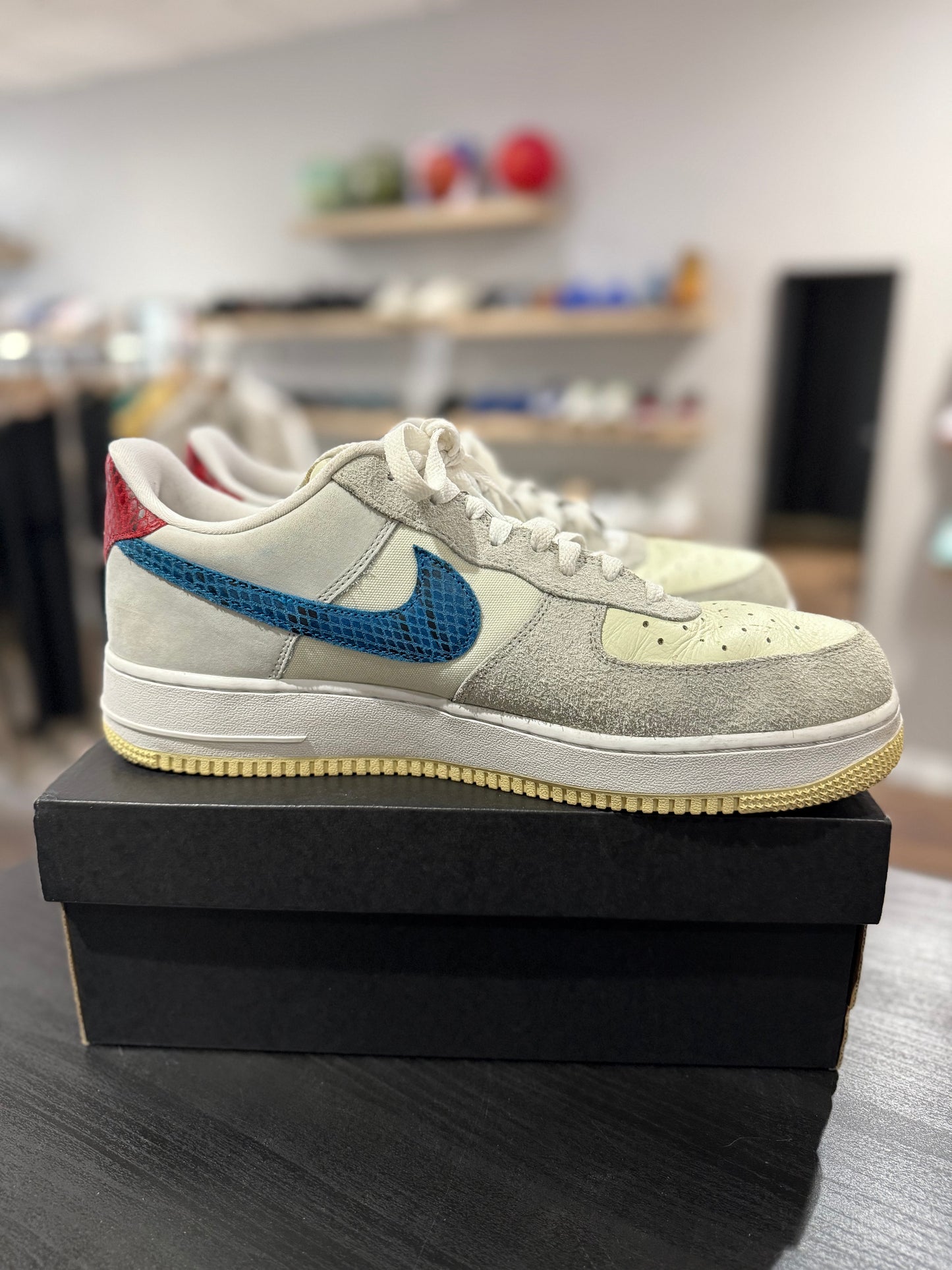 Undefeated Air Force 1 Low (Used)