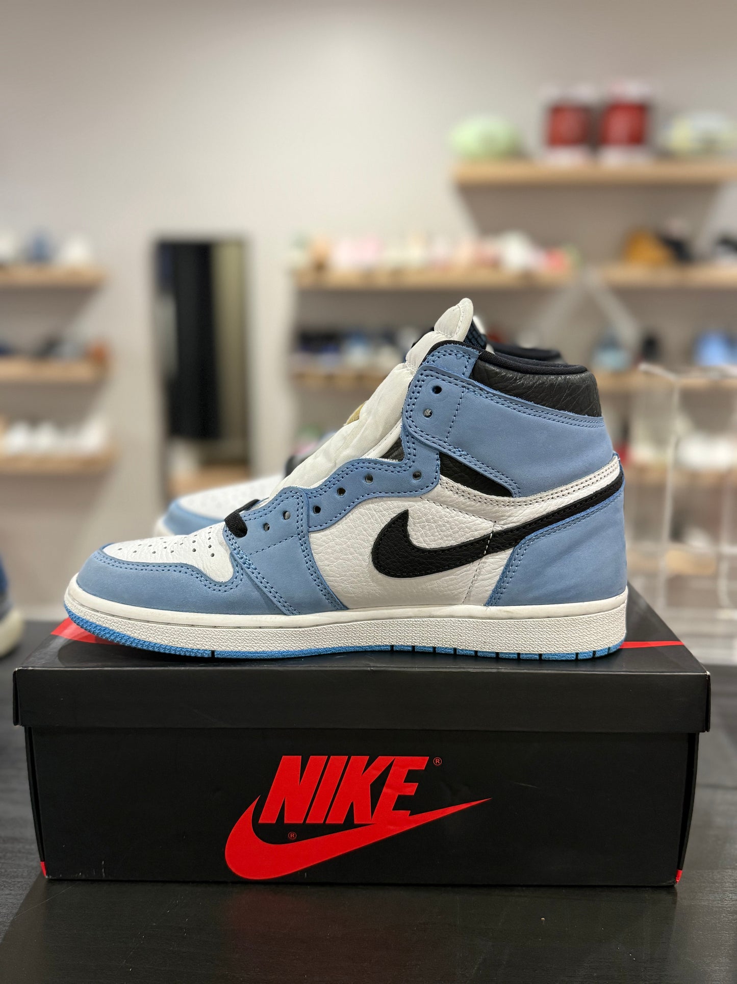Jordan 1 University Blue