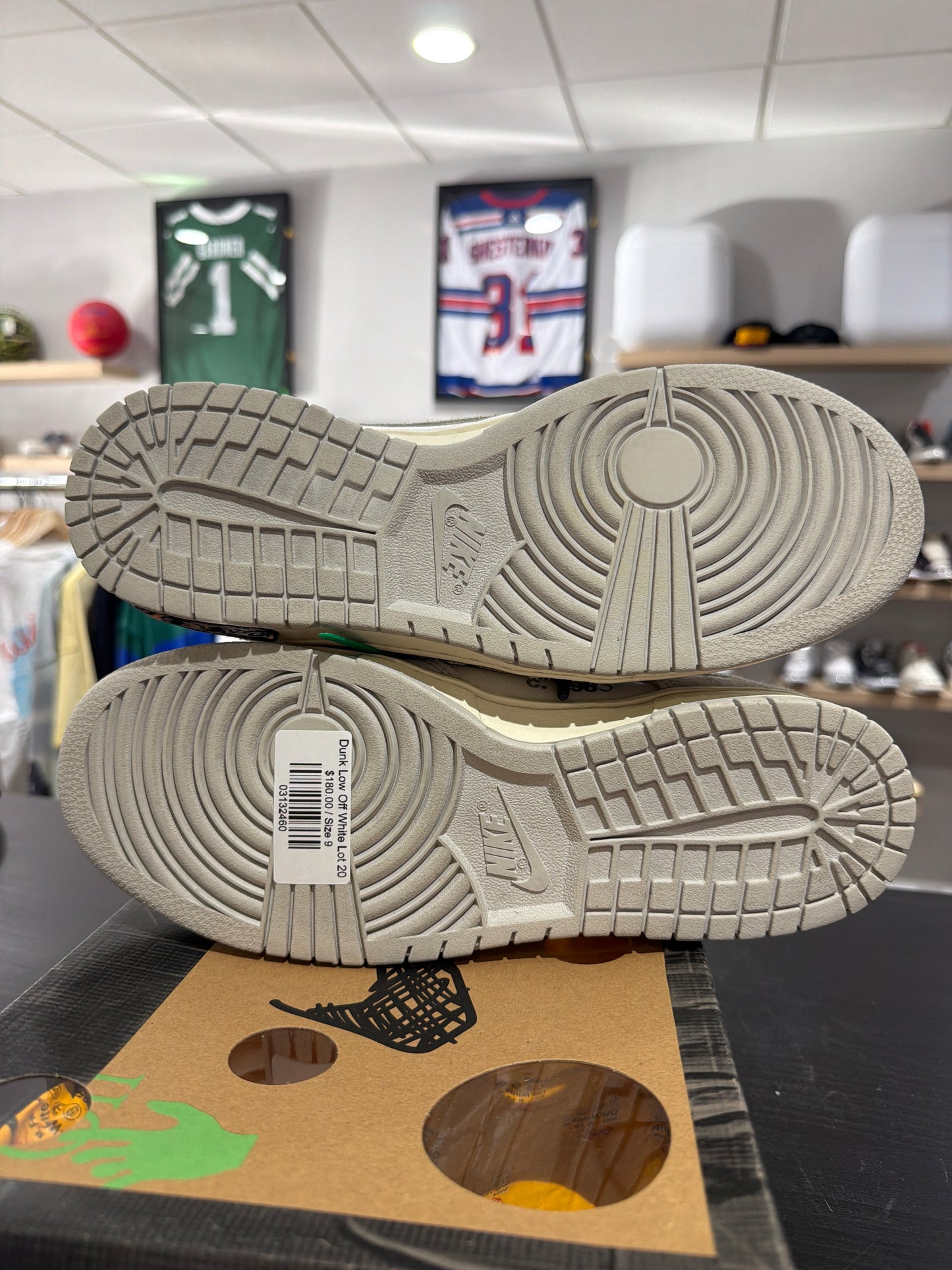 Dunk Low Off White Lot 20