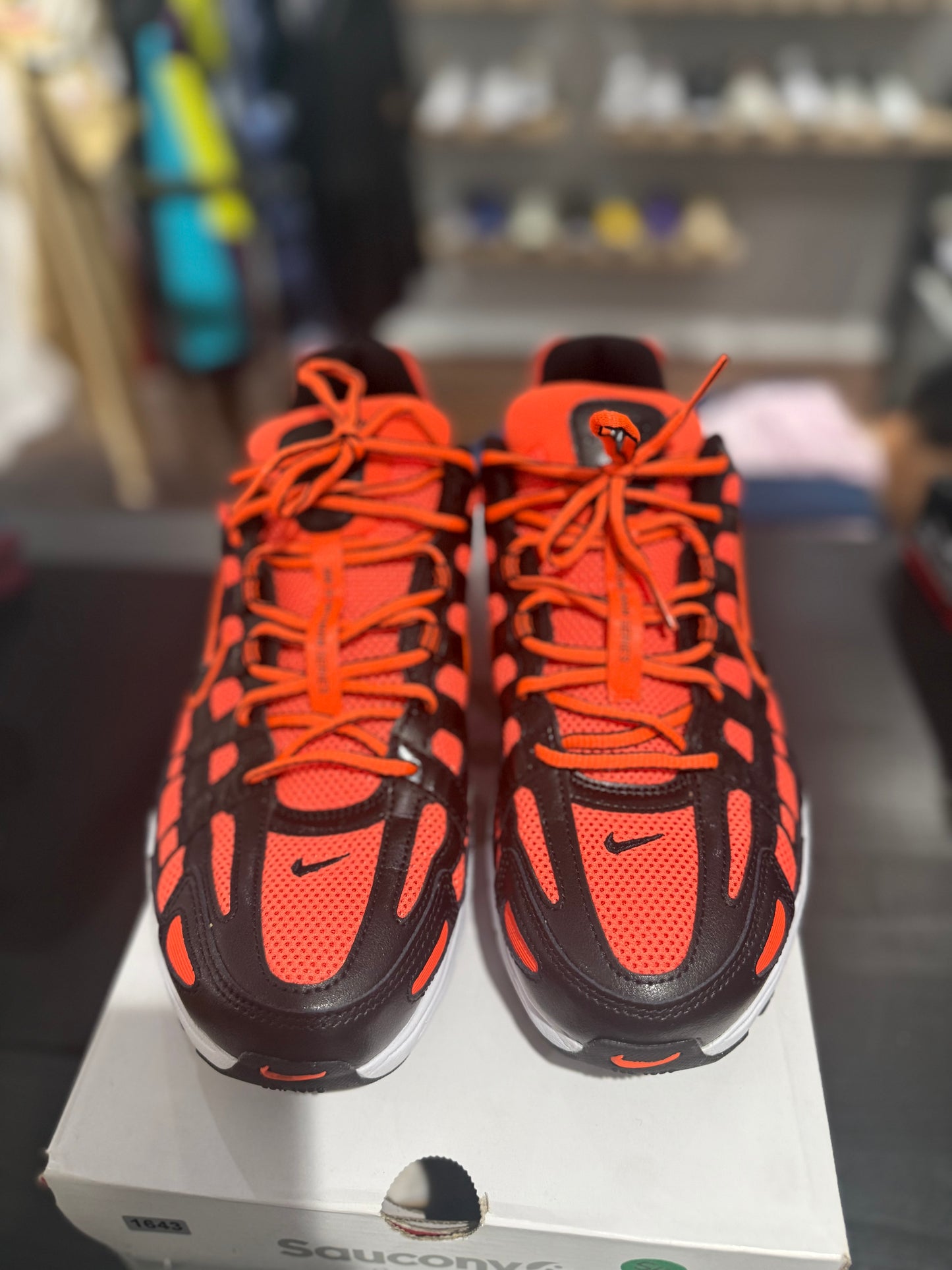 P-6000 Hyper Crimson