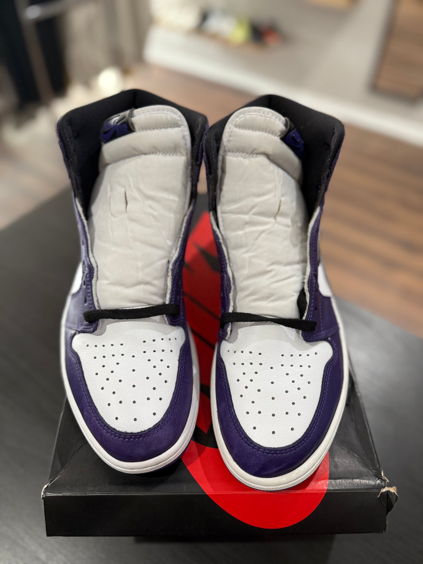 Court Purple White Jordan 1 High (Used)