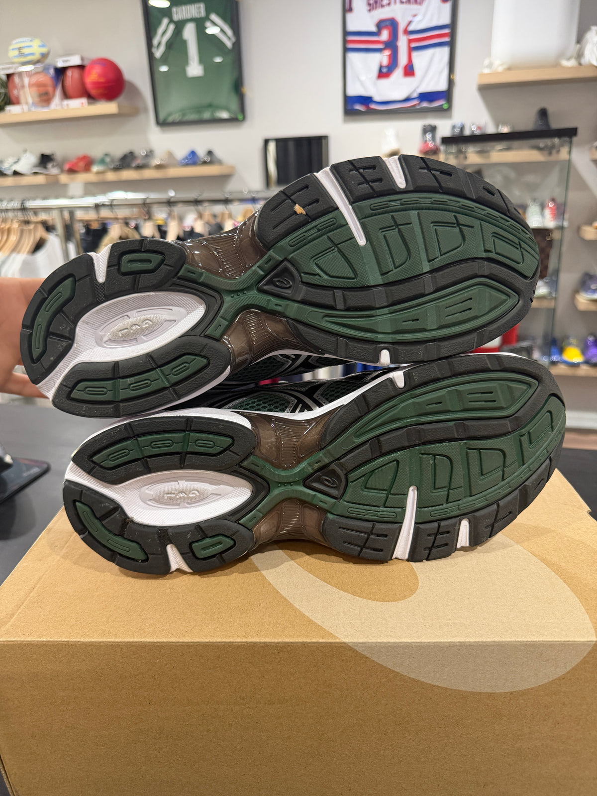 Asics Gel-1130 Evergreen/Black