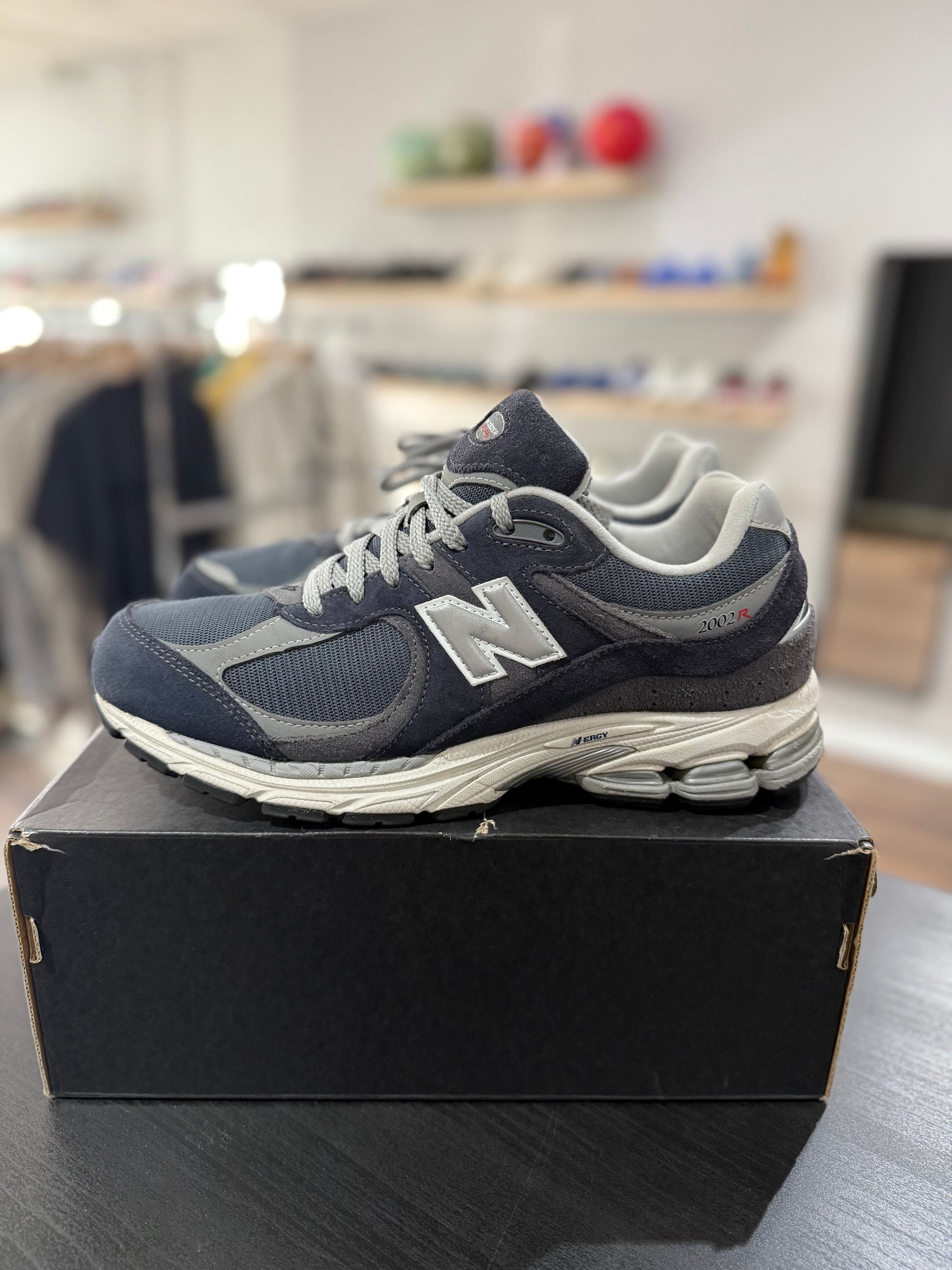 Navy/Grey 2002R New Balance (Used)