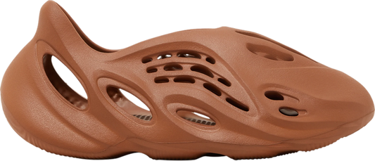 Clay Red Yeezy Foam RNNR