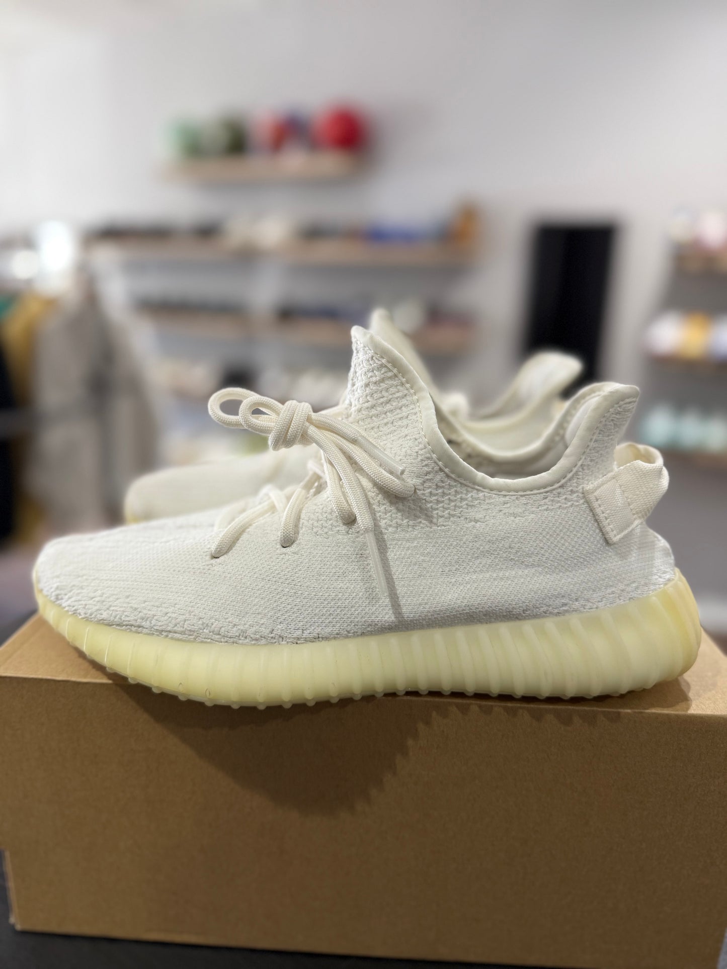 Cream Yeezy Boost 350 V2 (Used)