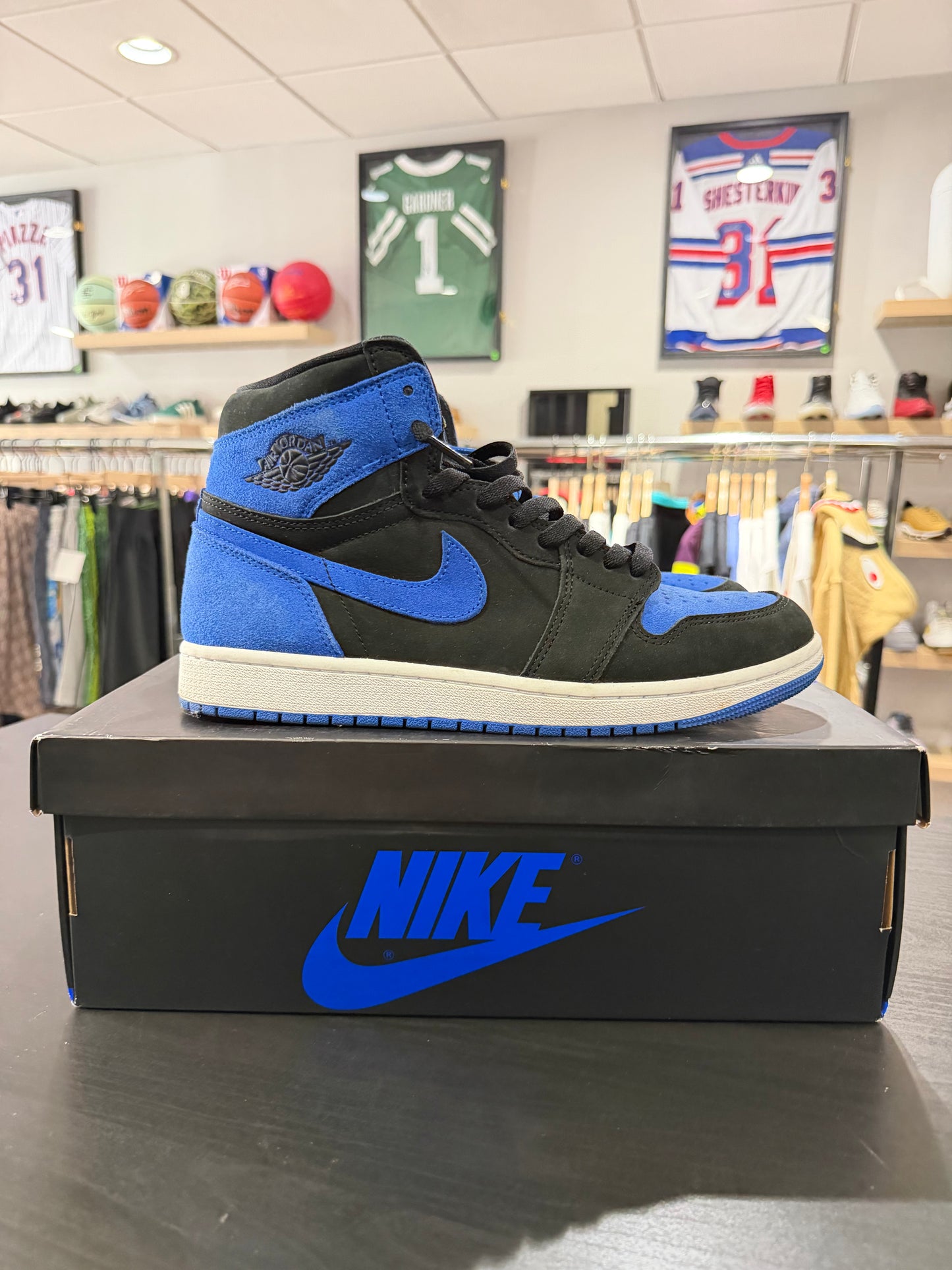 Jordan 1 High 'Royal Reimagined'