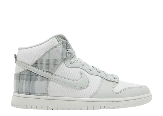 Dunk High SE Tartan Plaid