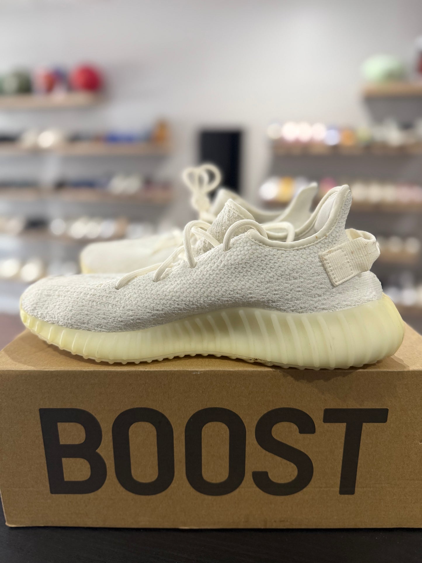 Cream Yeezy Boost 350 V2 (Used)