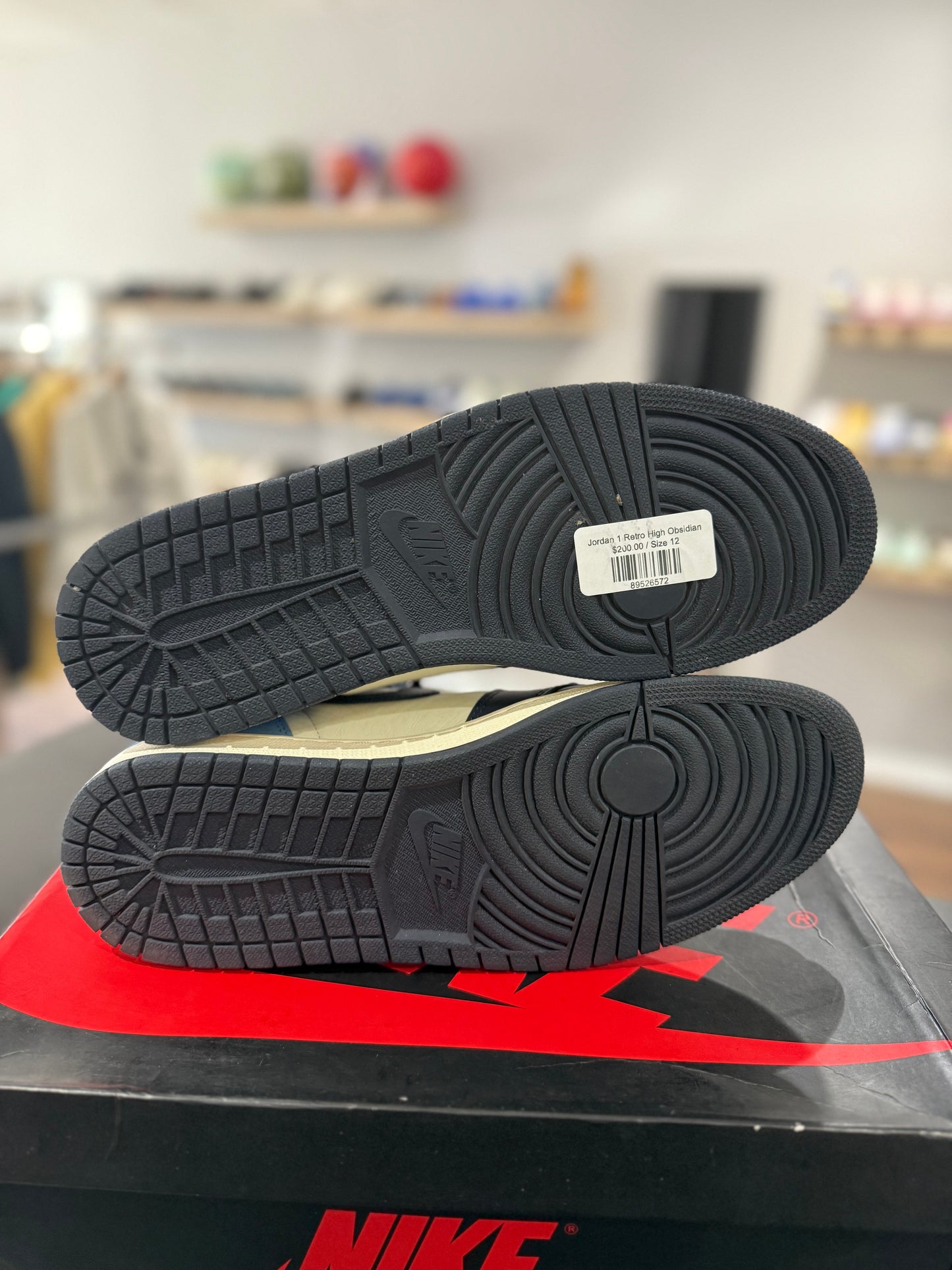 Obsidian Jordan 1 High (Used)