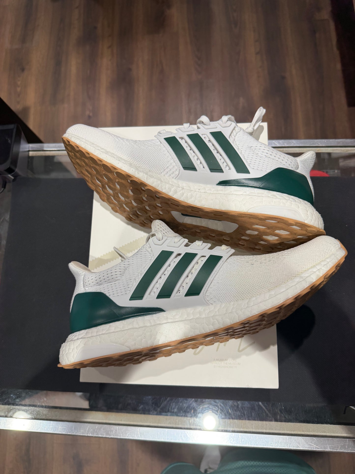 Ultra Boost 1.0 Cloud White/Collegiate Green/Gum