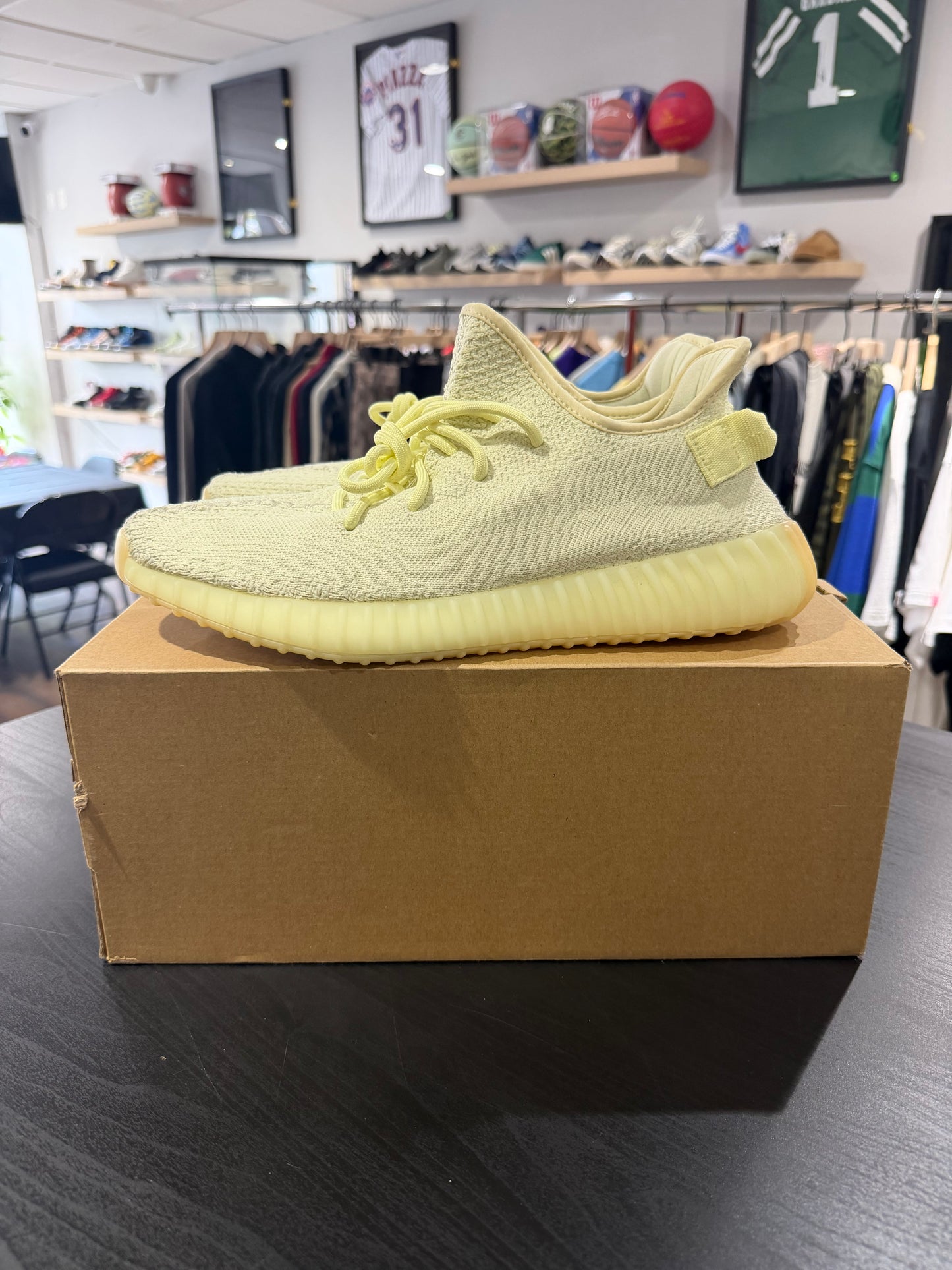 Yeezy 350 v2 Butter