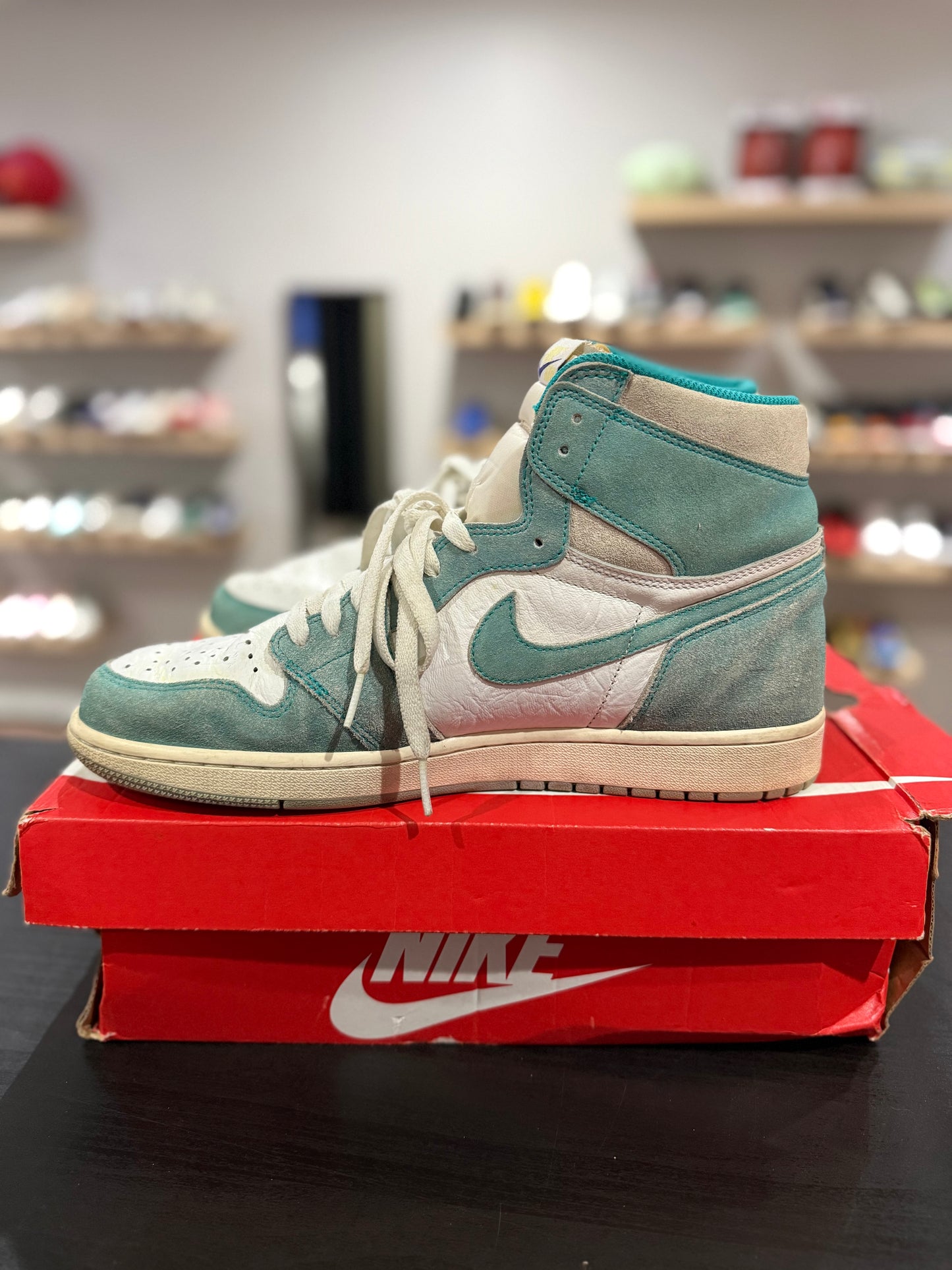 Turbo Green Jordan 1