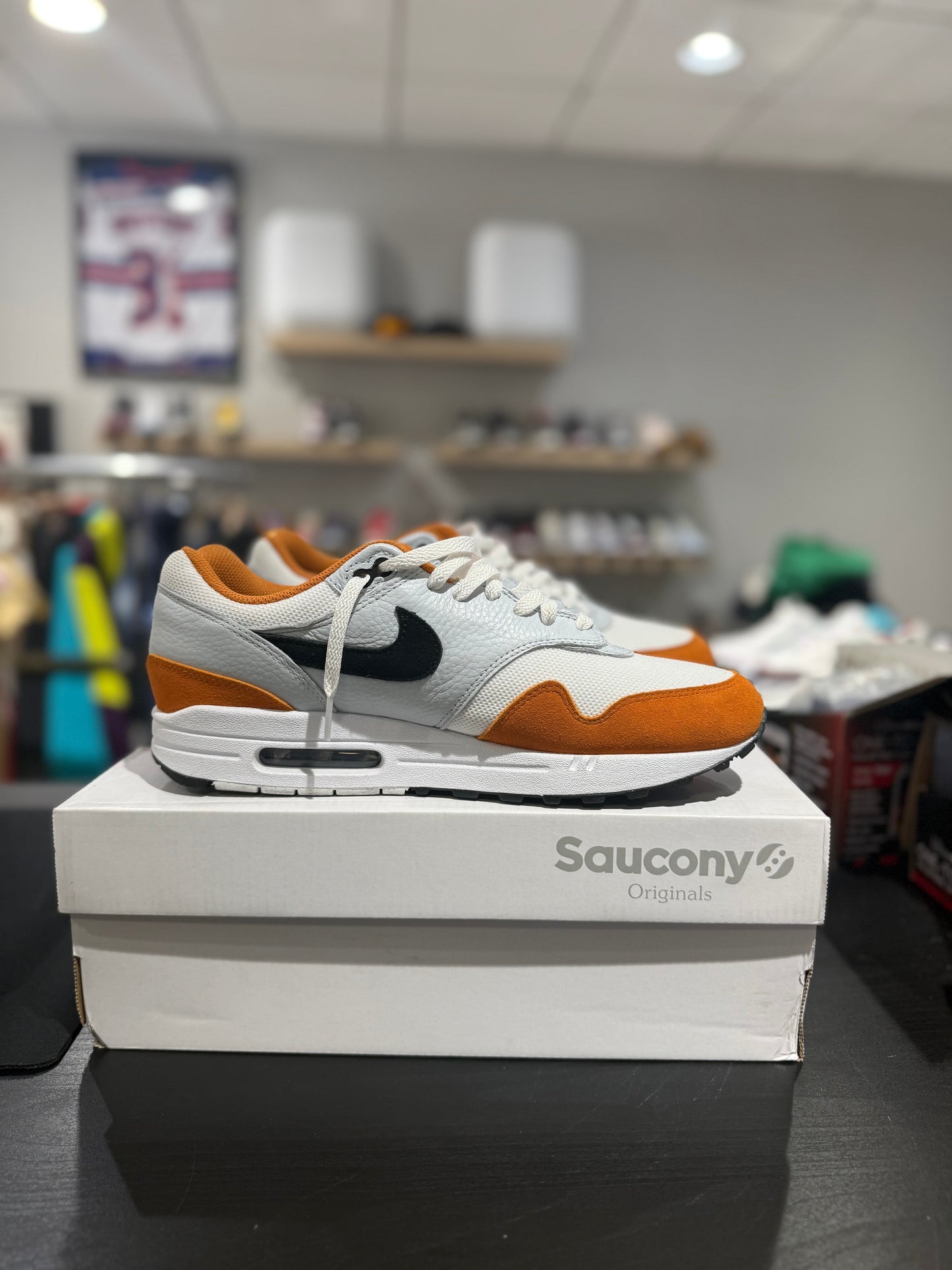 Air Max 1 Monarch