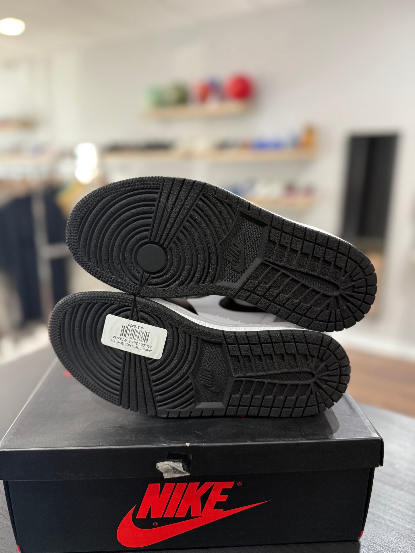 Silver Toe Jordan 1 High (Used)