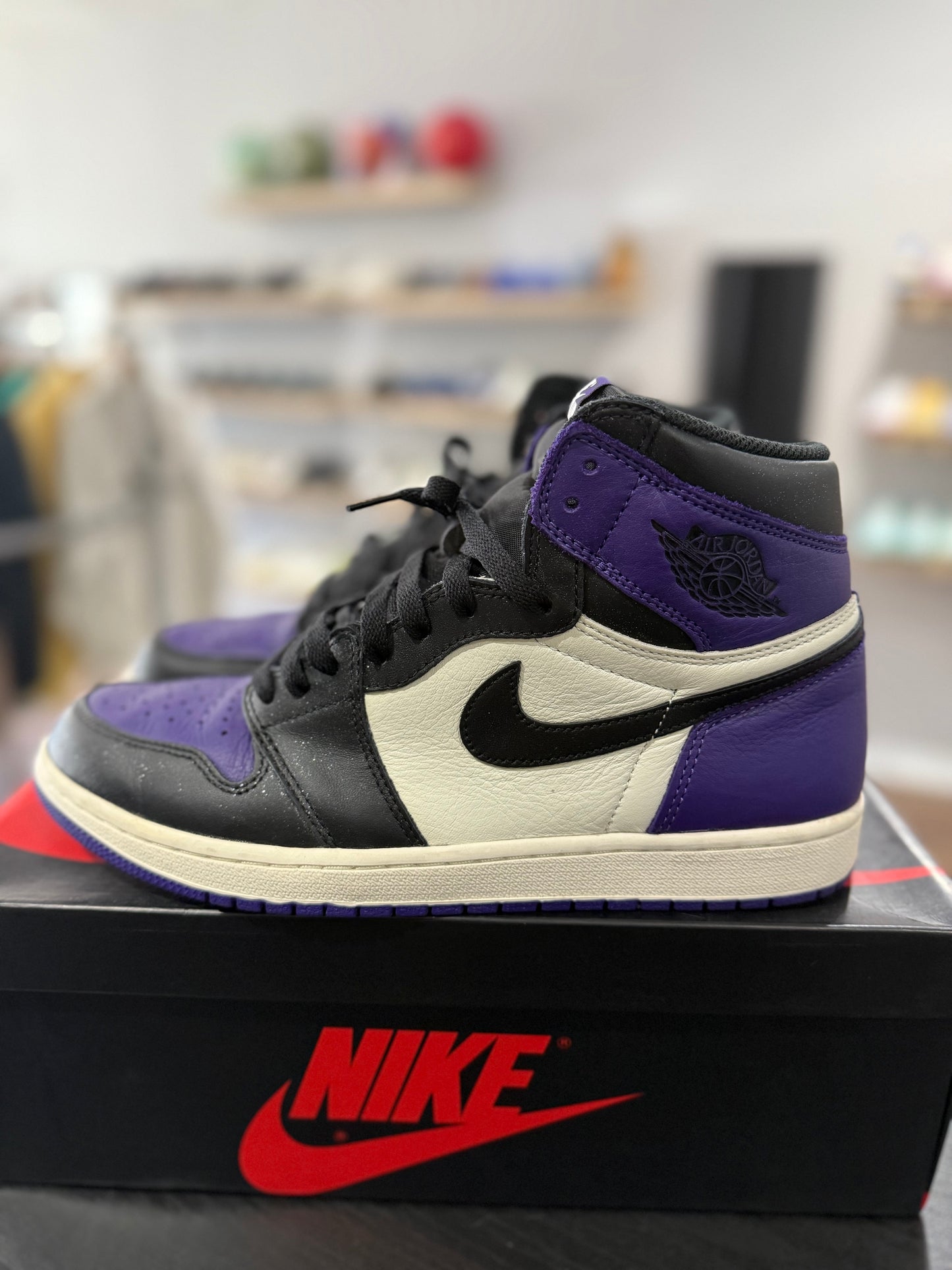 Court Purple Jordan 1 High (Used)