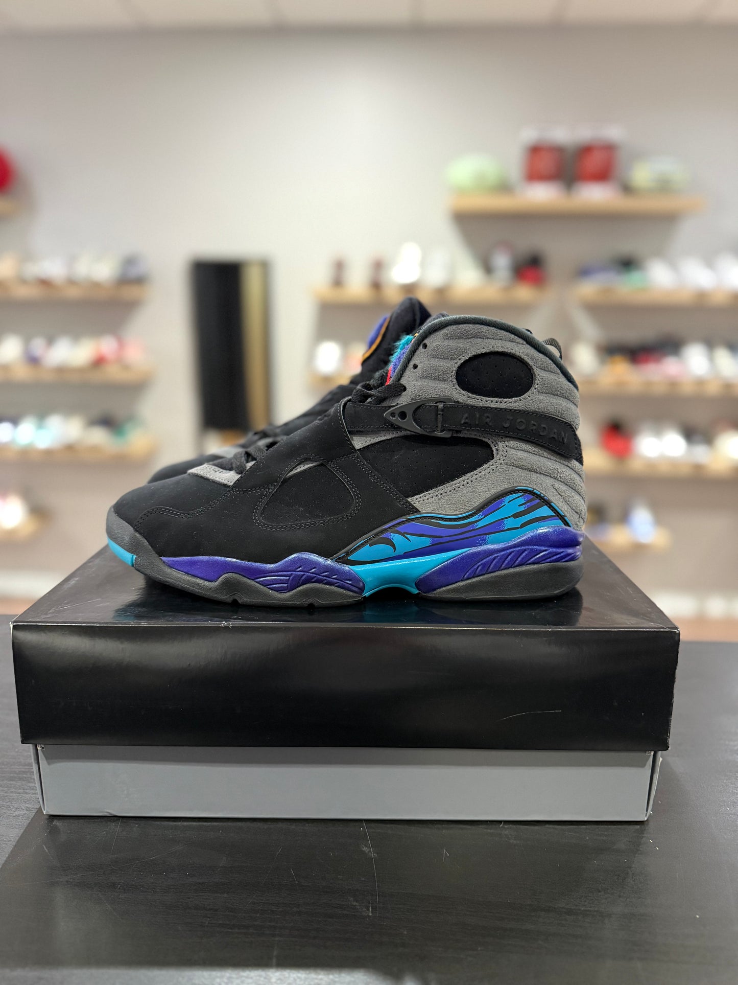 Jordan 8 Aqua