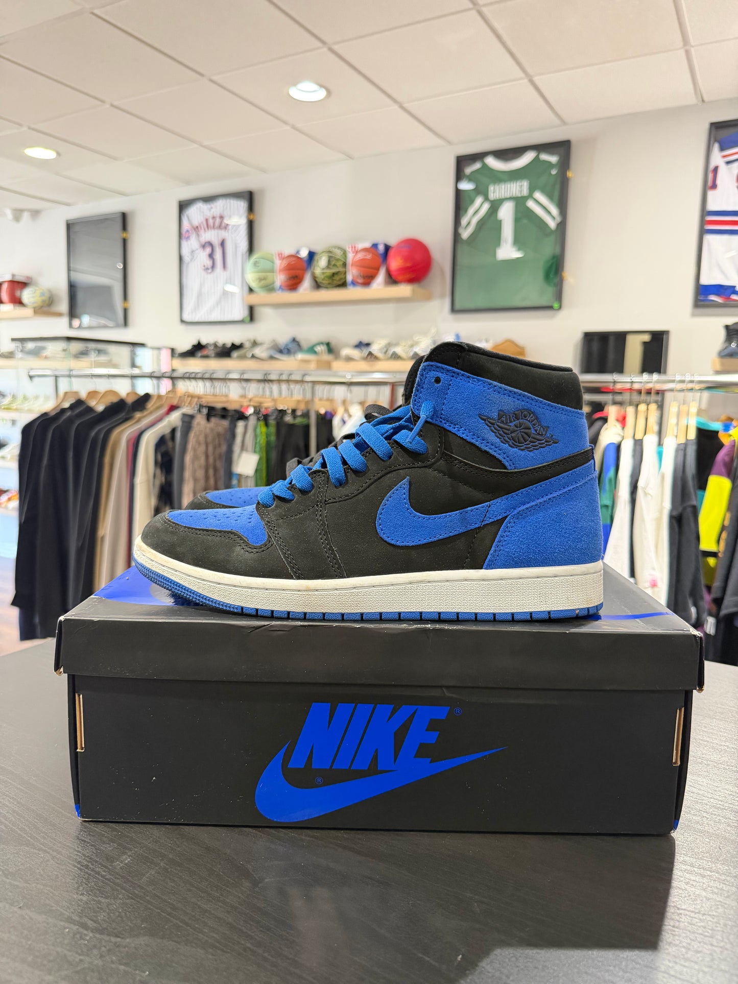 Jordan 1 High 'Royal Reimagined'