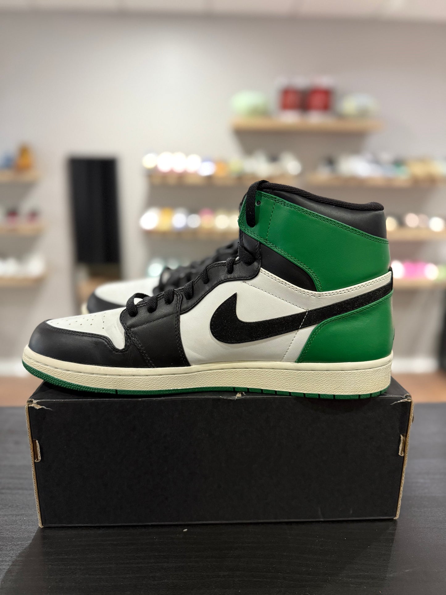 Defining Moments Celtics Jordan 1 High (Used)