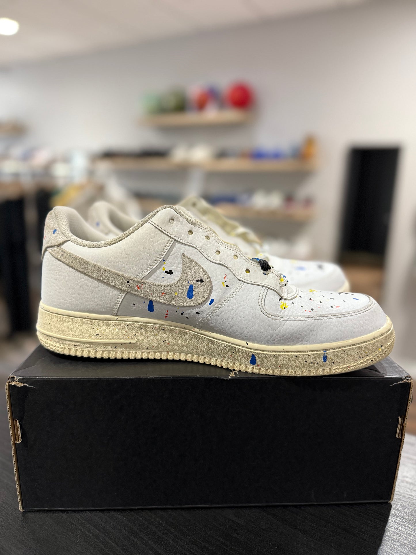 White Paint Splatter Air Force 1 Low (Used)