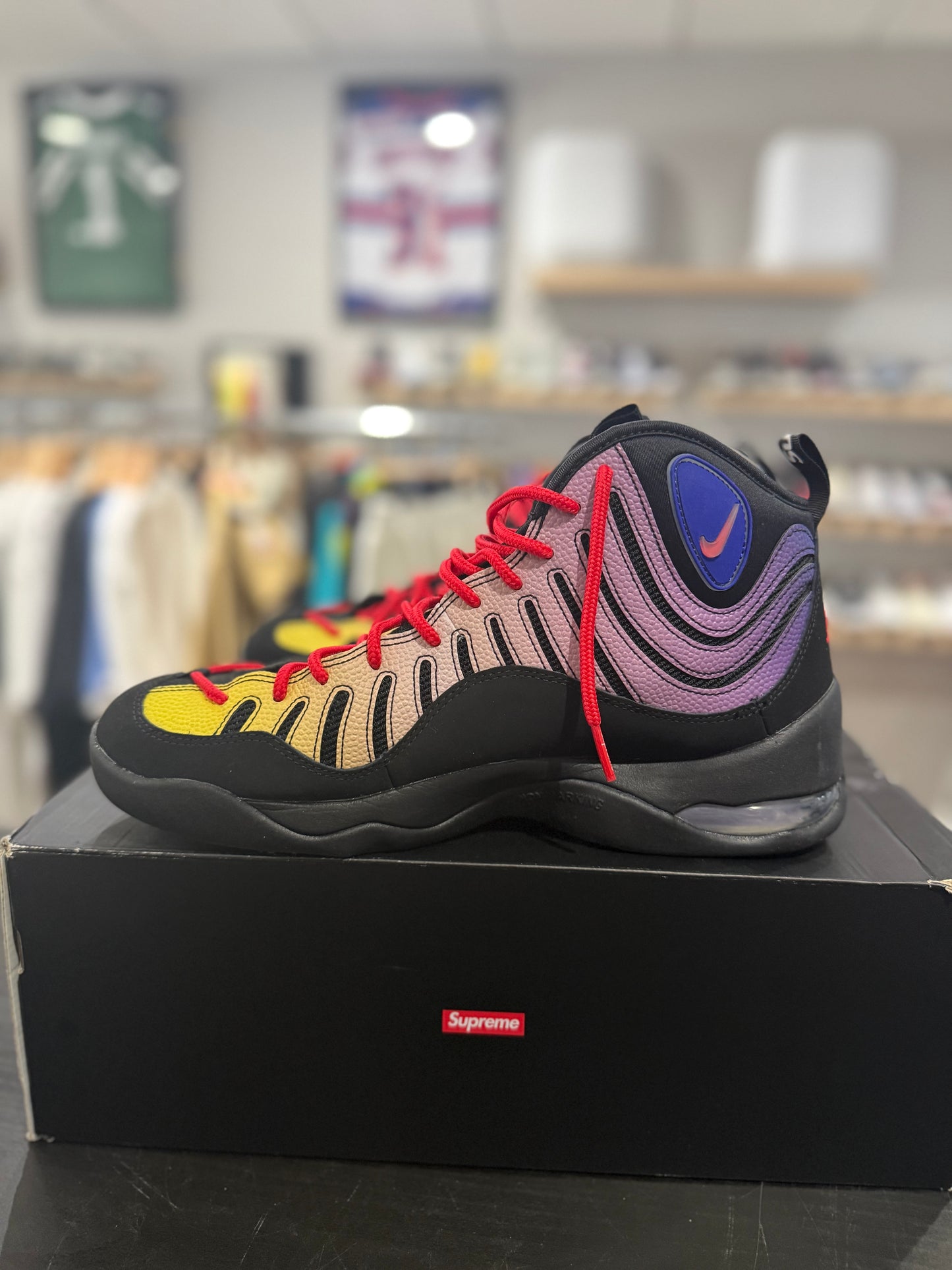 Supreme x  Air Bakin Black Gradient