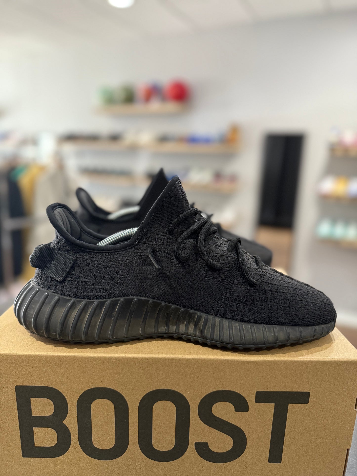 Onyx Yeezy Boost 350 V2 (Used)