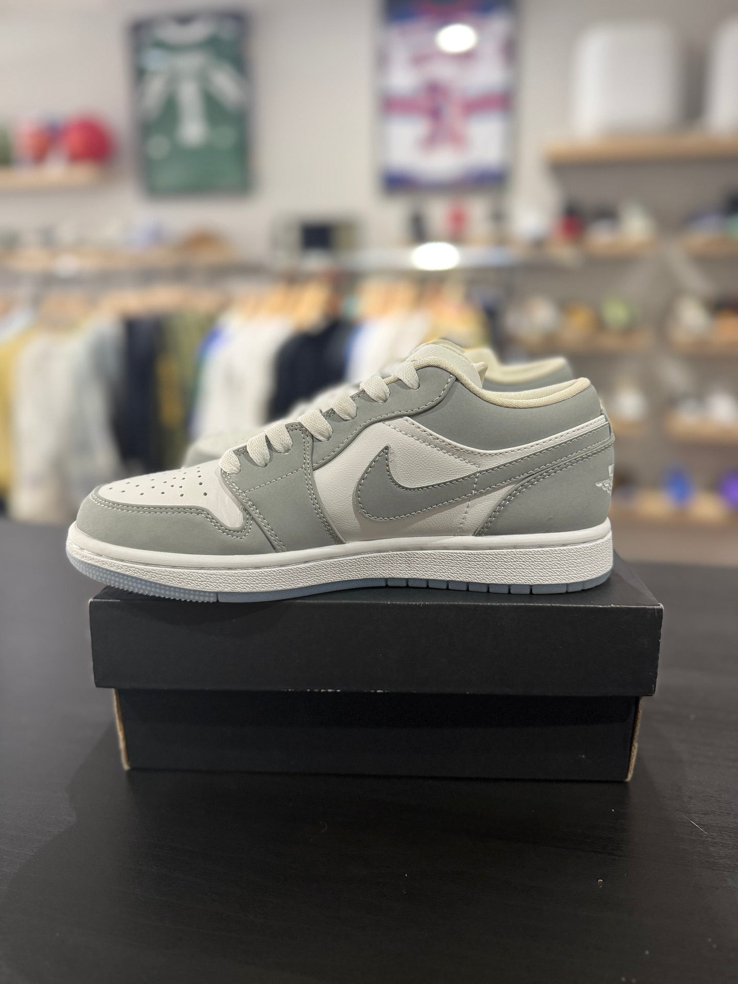 Air Jordan 1 Low Wolf Grey