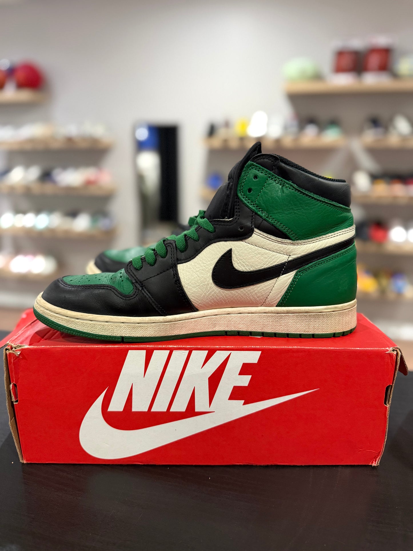Pine Green Jordan 1 Retro High