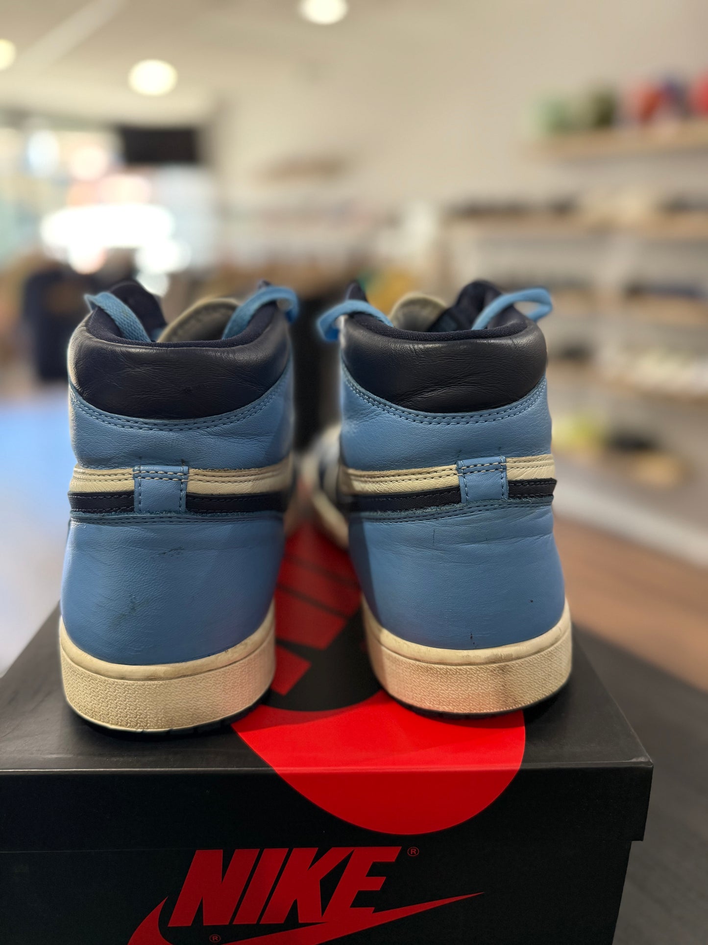 Obsidian Jordan 1 High (Used)