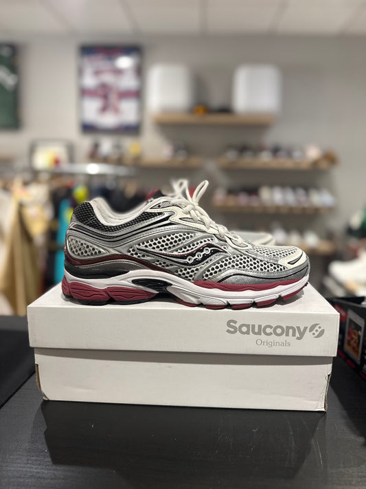 Saucony ProGrid Omni 9 OG White Silver Red