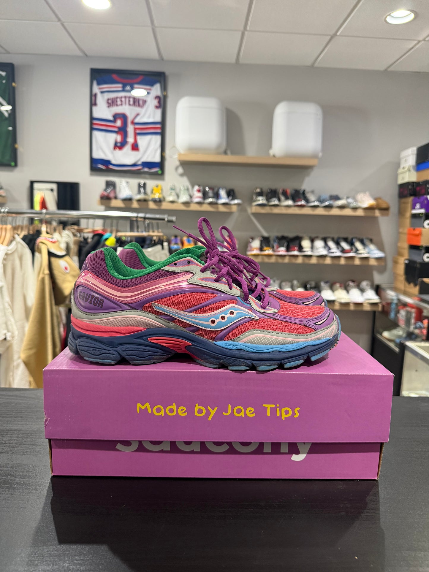 Jae Tips x Saucony ProGrid Omni 9 To Do List Pink