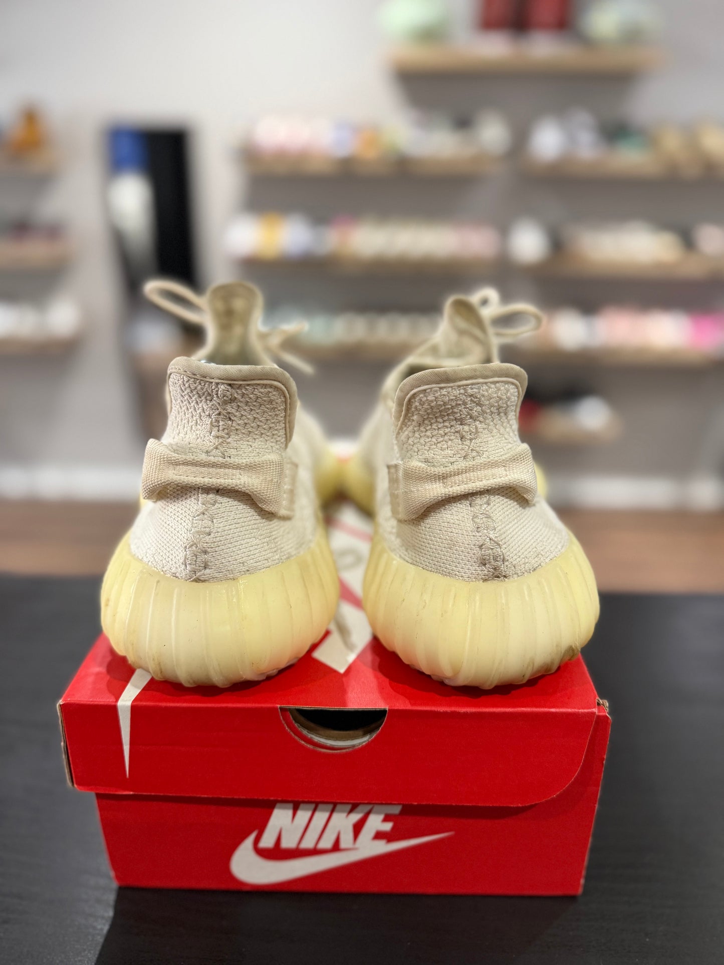Cream Yeezy Boost 350 V2 (Used)