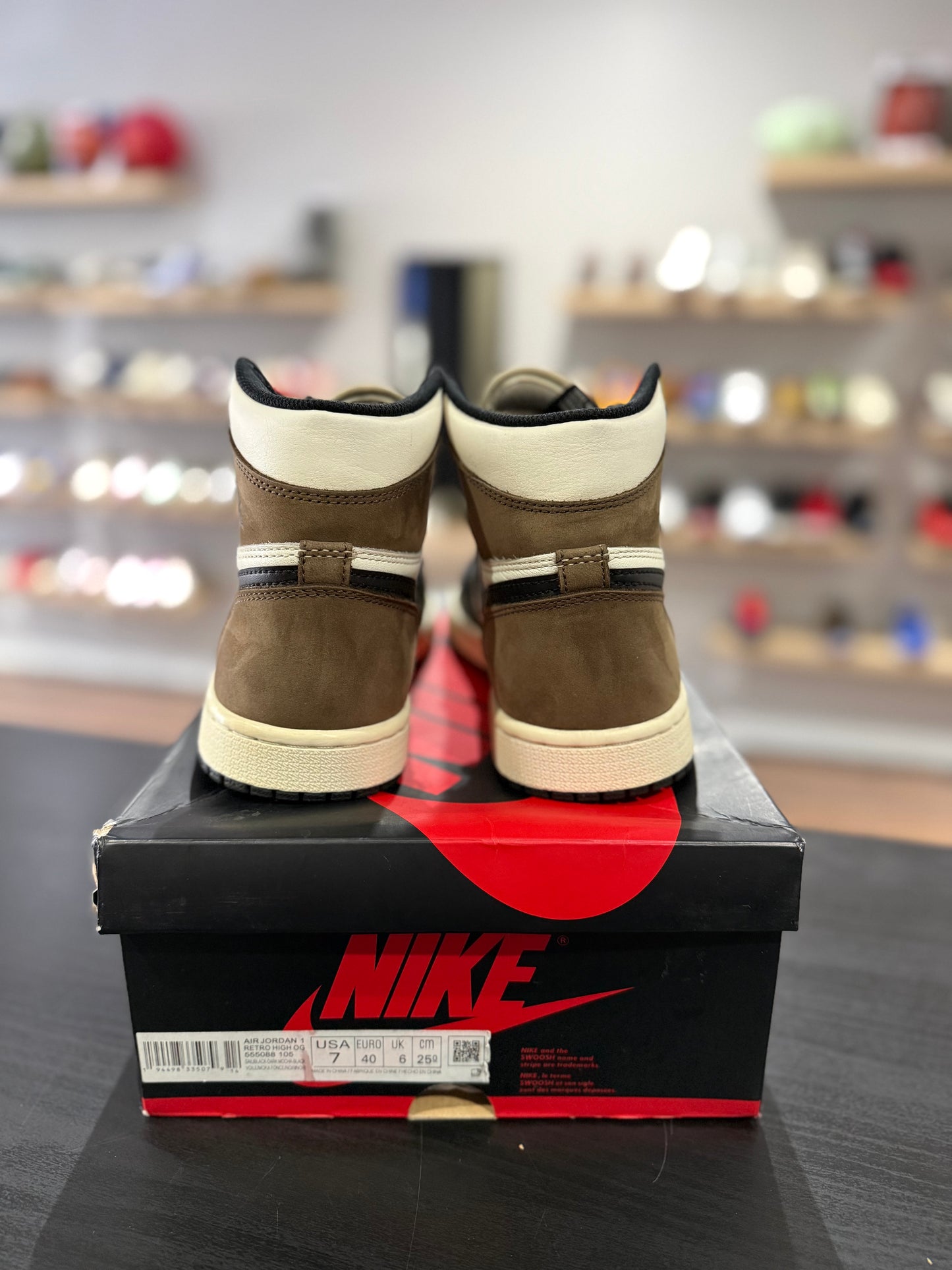Jordan 1 Mocha