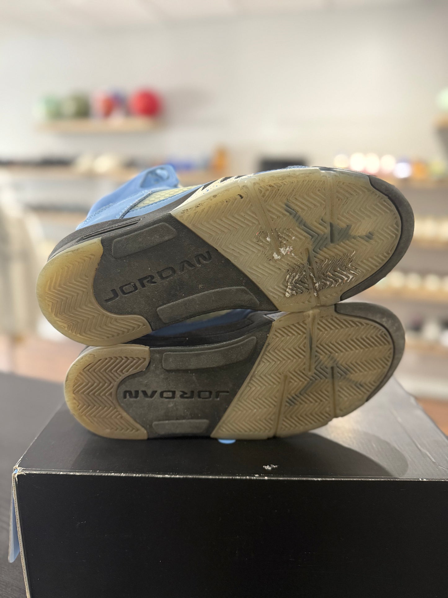 UNC Jordan 5 (Used)