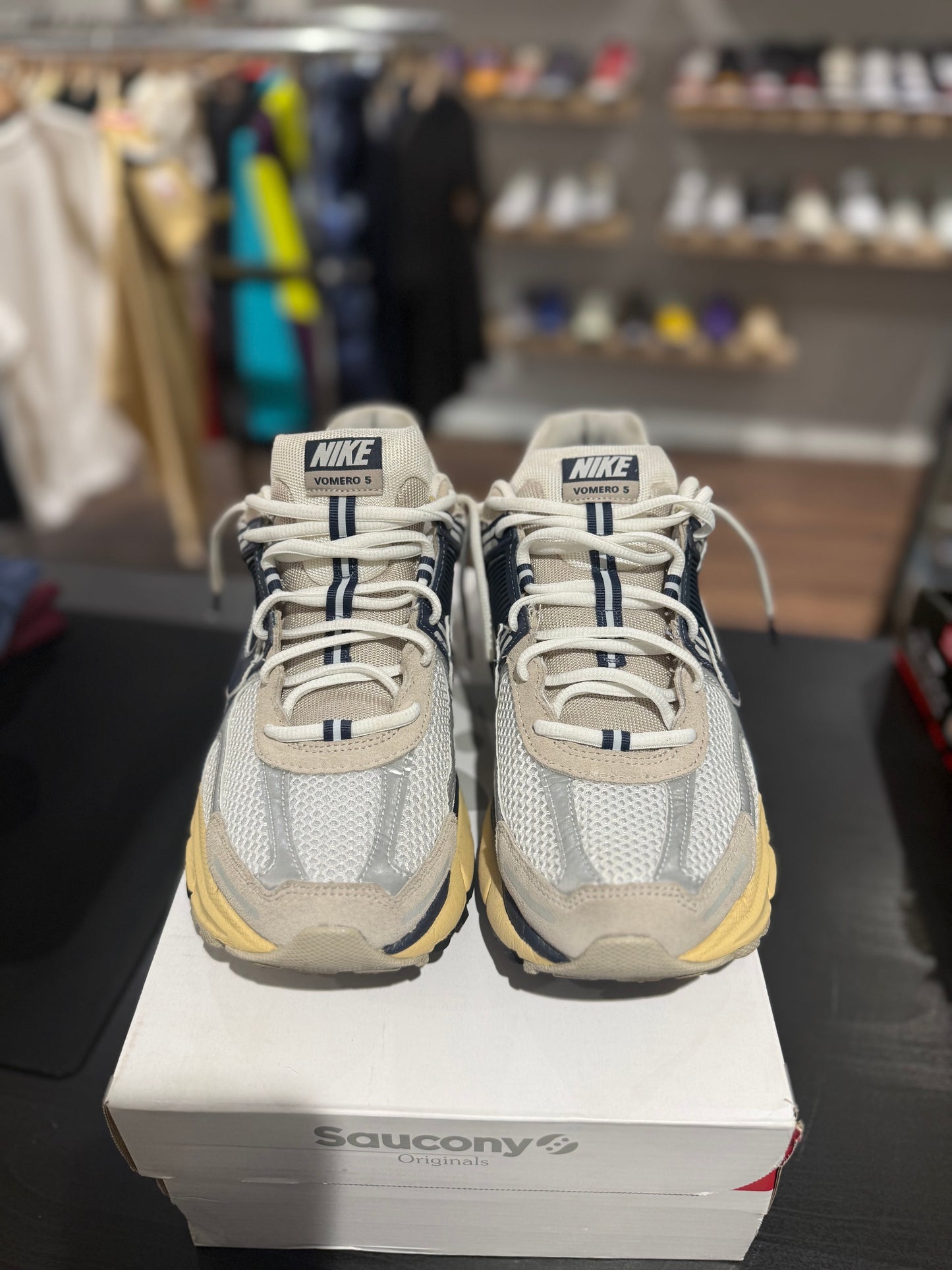 Vomero 5 Thunder Blue Cream