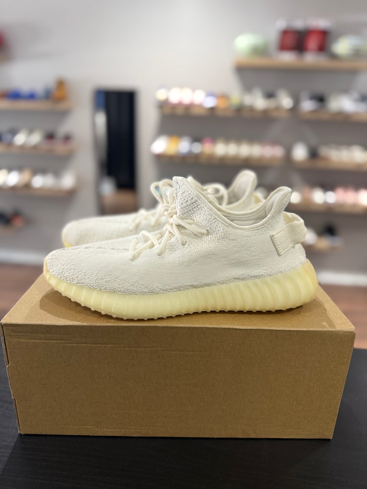 Cream Yeezy Boost 350 V2 (Used)