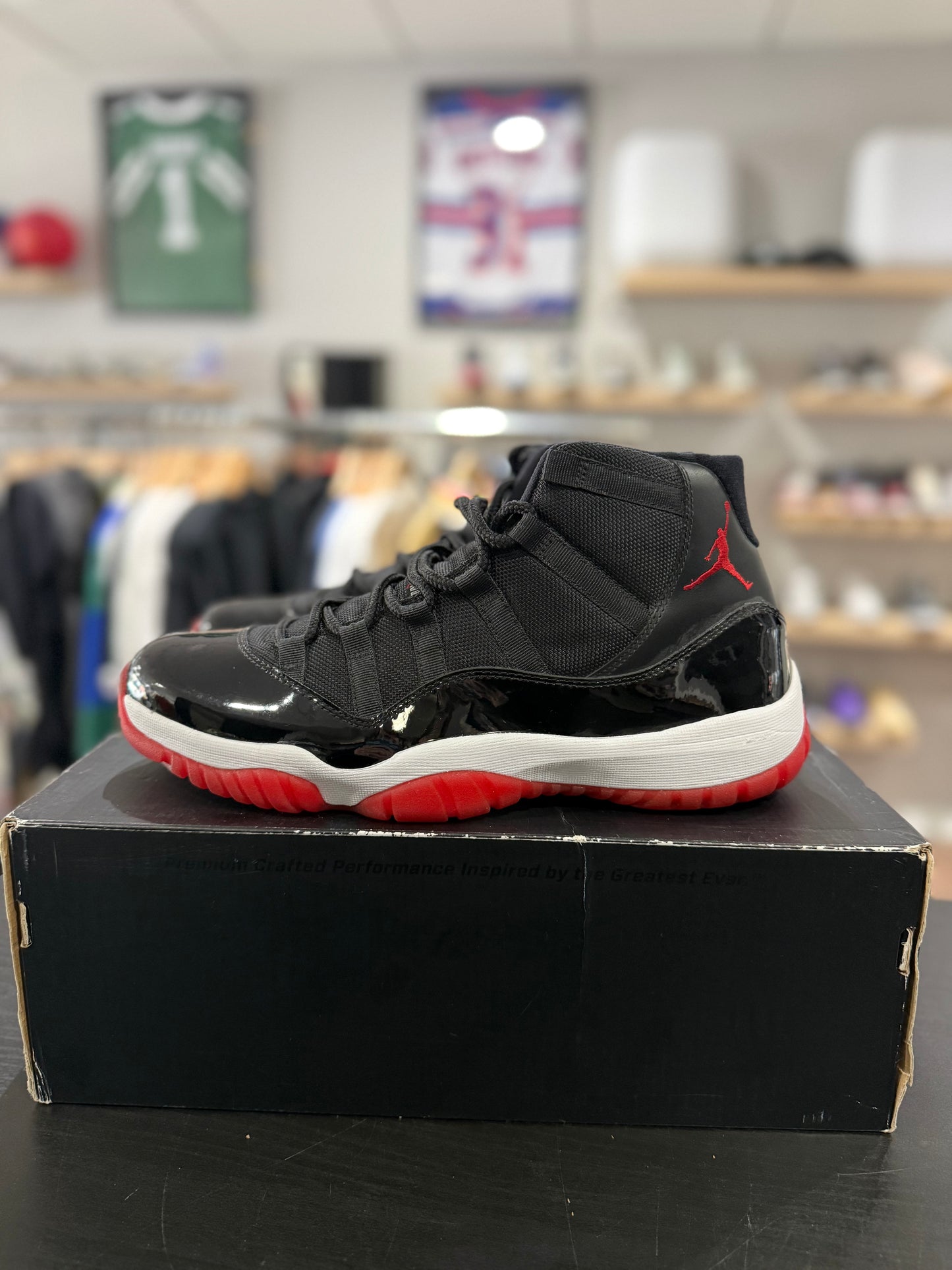 Jordan 11 Retro Bred