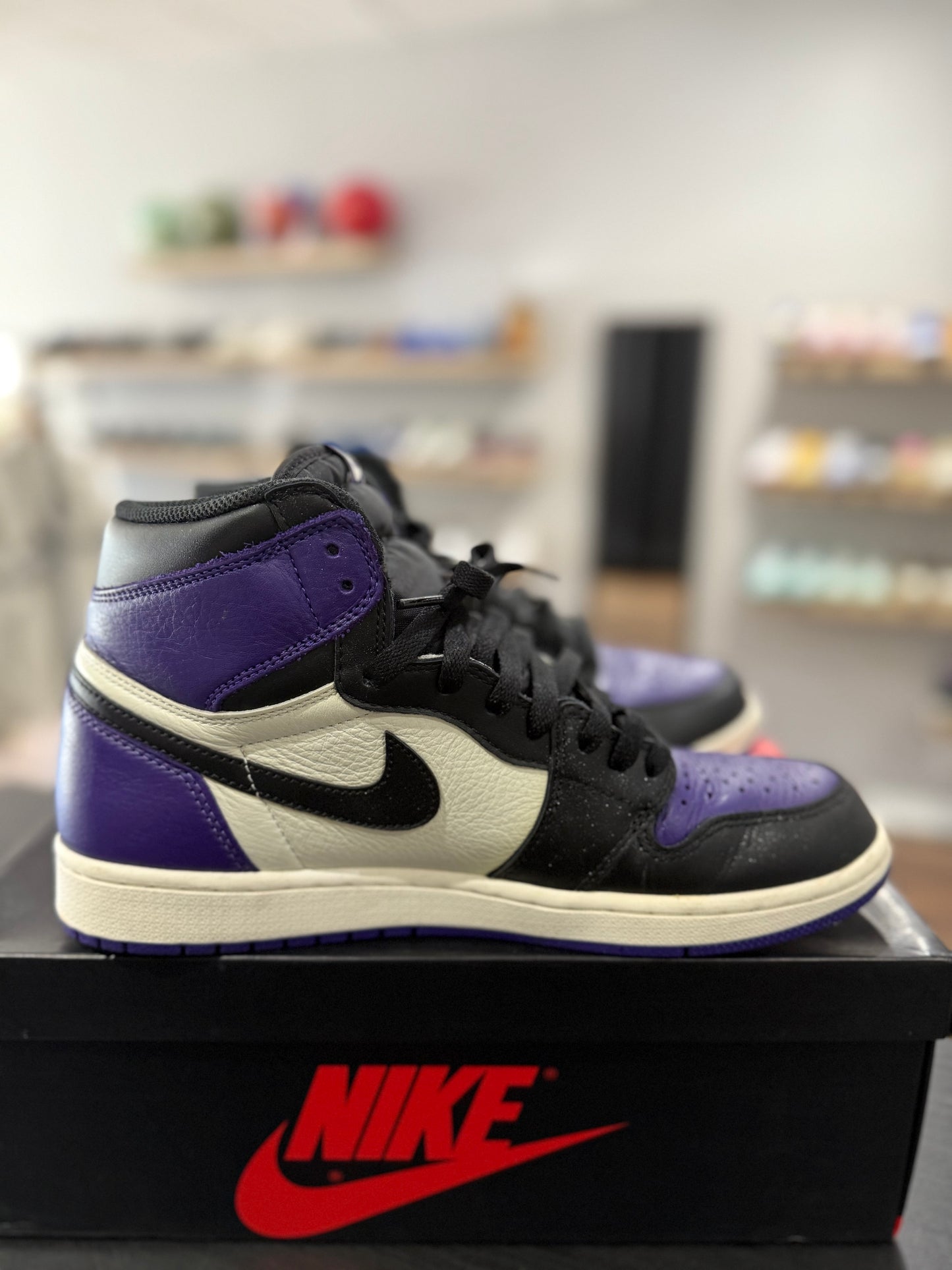 Court Purple Jordan 1 High (Used)