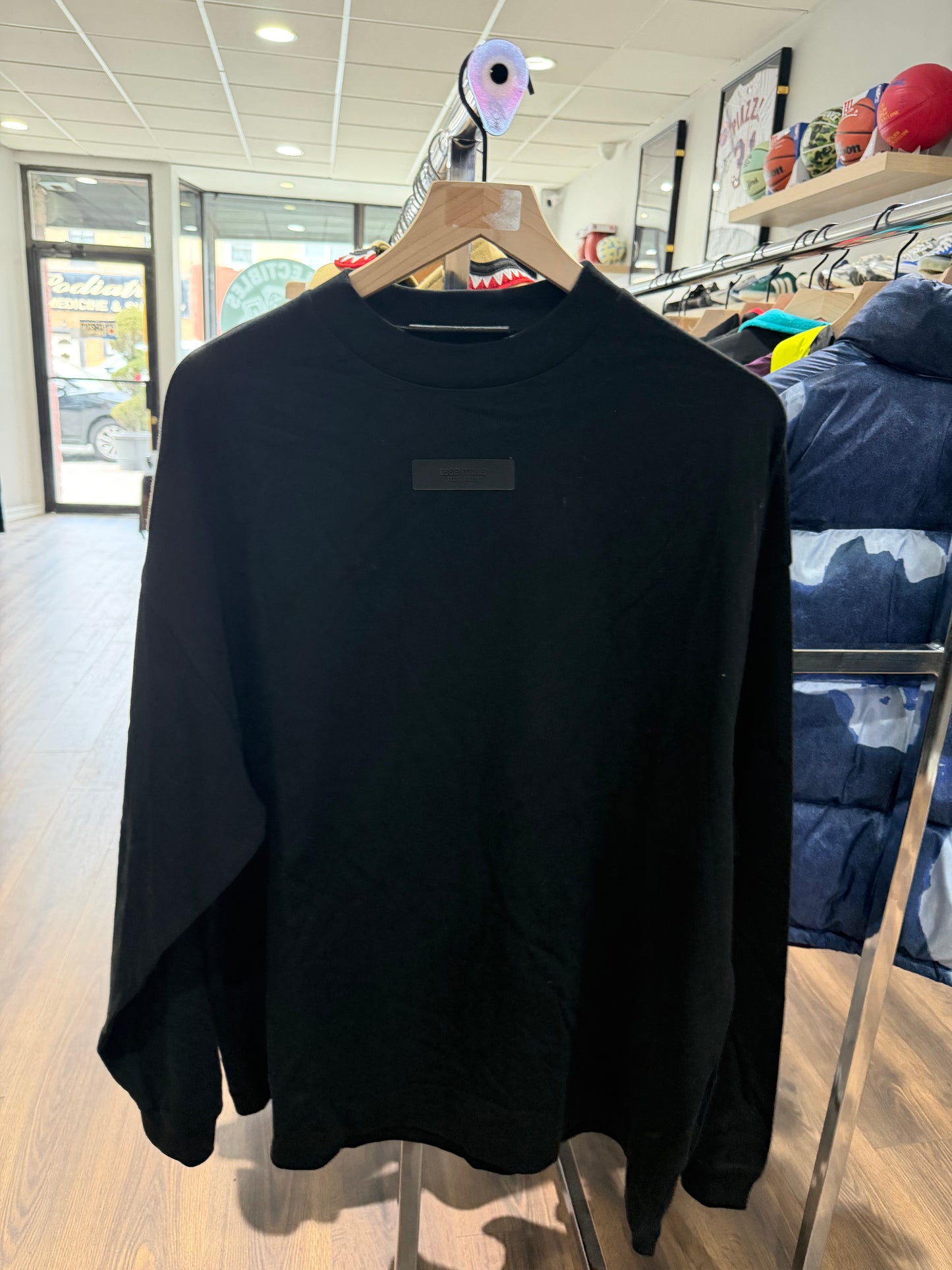 Fear of God Essentials L/S Tee Black