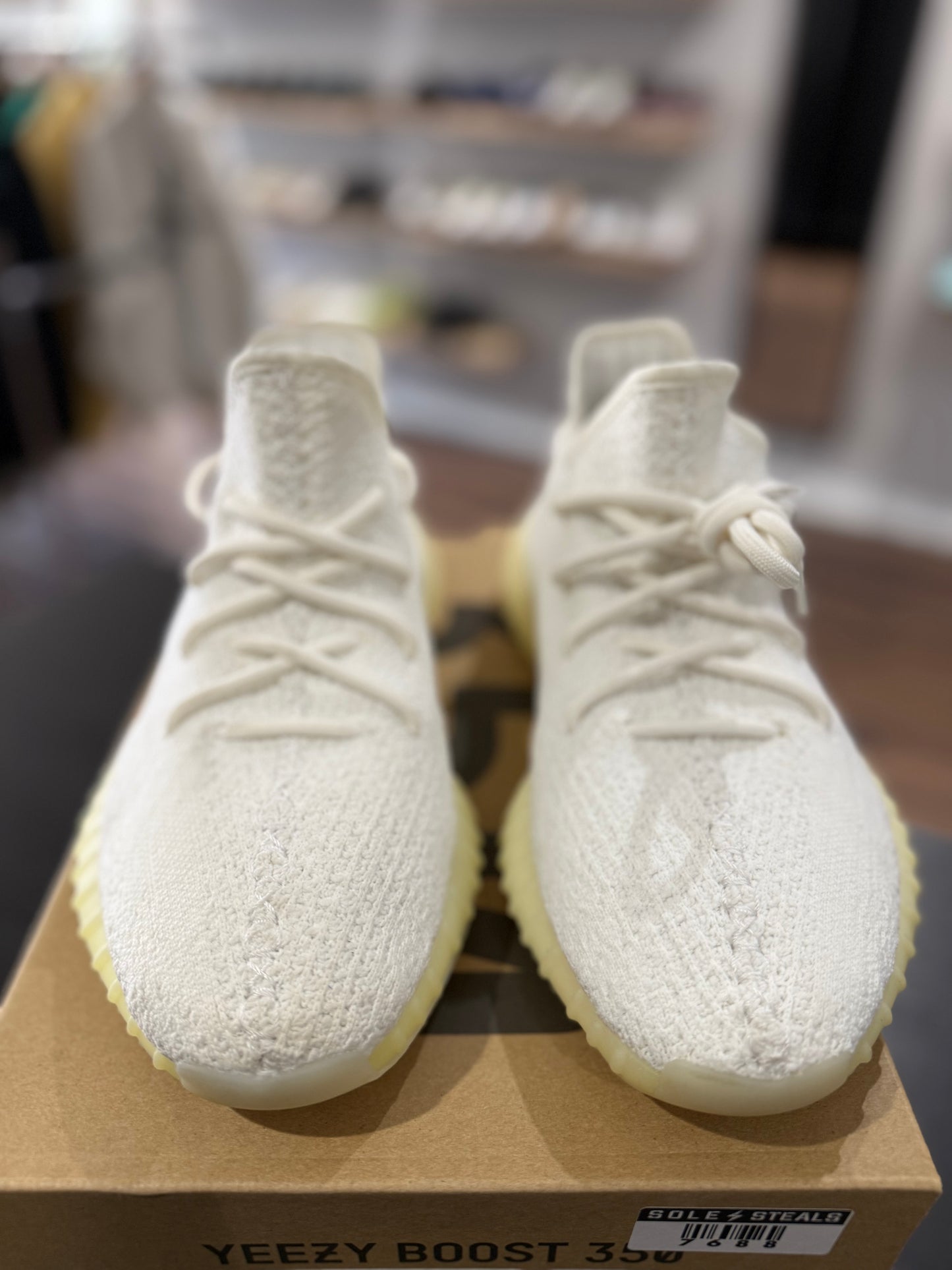 Cream Yeezy Boost 350 V2 (Used)
