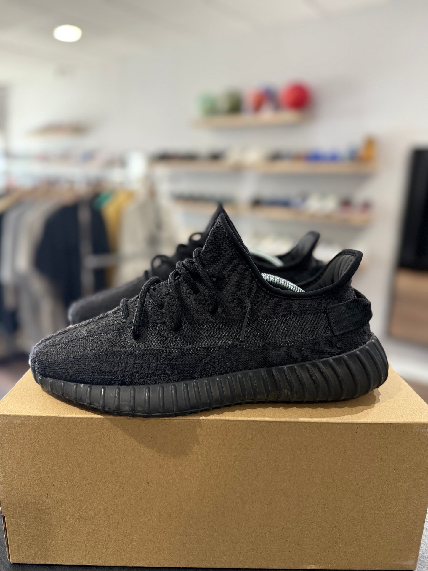 Onyx Yeezy Boost 350 V2 (Used)