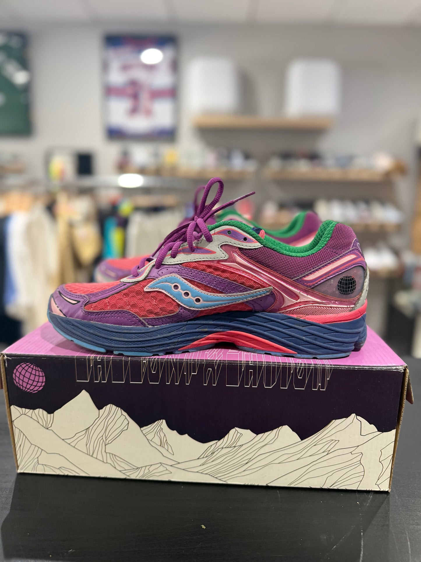 Jae Tips x Saucony ProGrid Omni 9 To Do List Pink