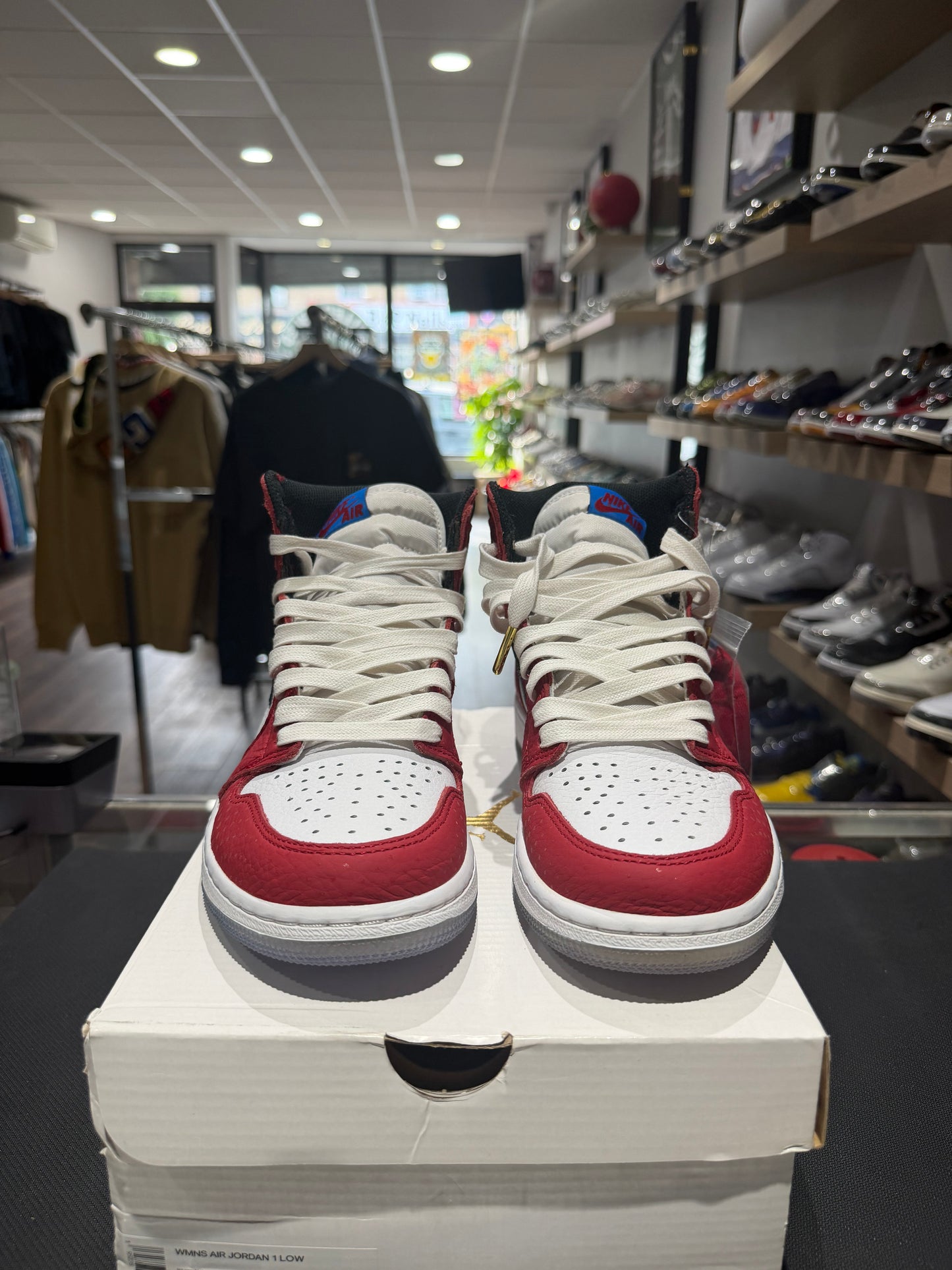 Jordan 1 “Spider Man”