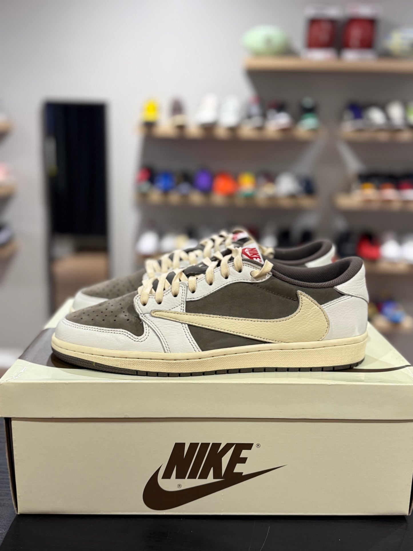 Jordan 1 Travis Scott Reverse Mocha Low