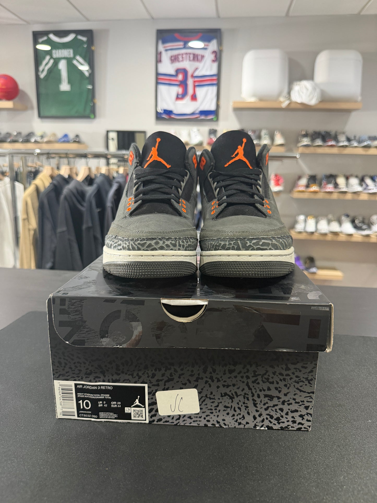 Jordan 3 Retro Fear
