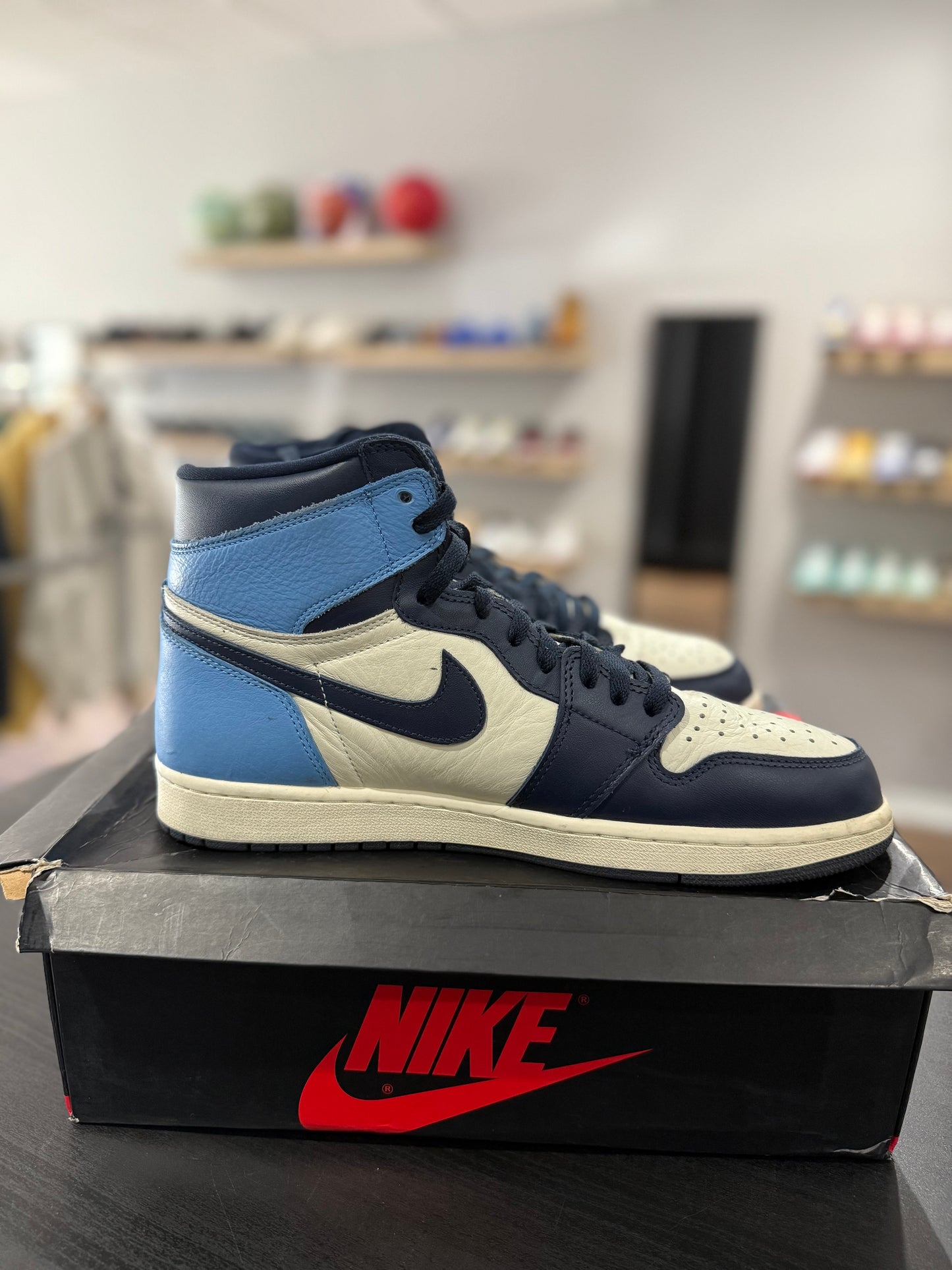Obsidian Jordan 1 High (Used)